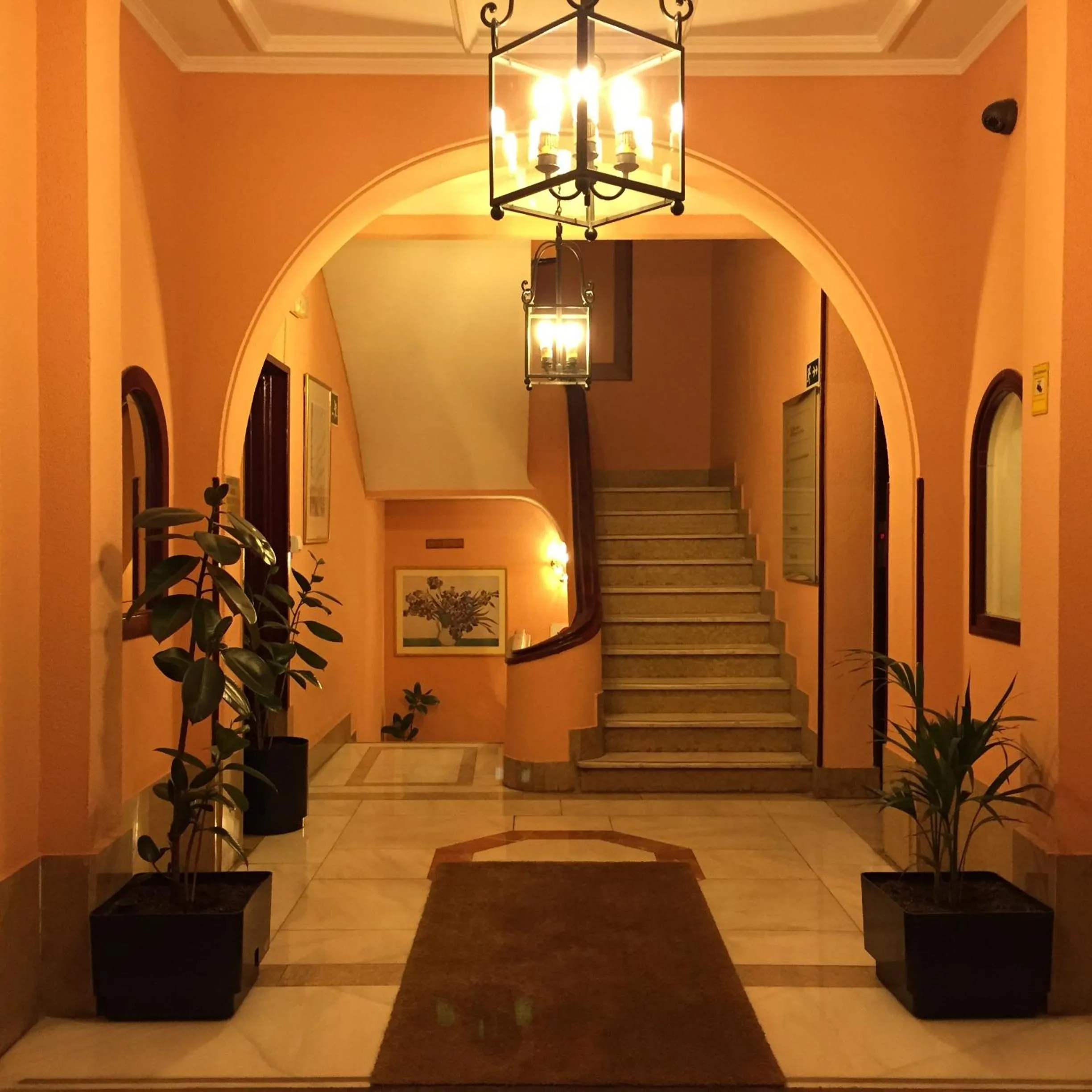 Facade/entrance in CH Otello Rooms I - Madrid