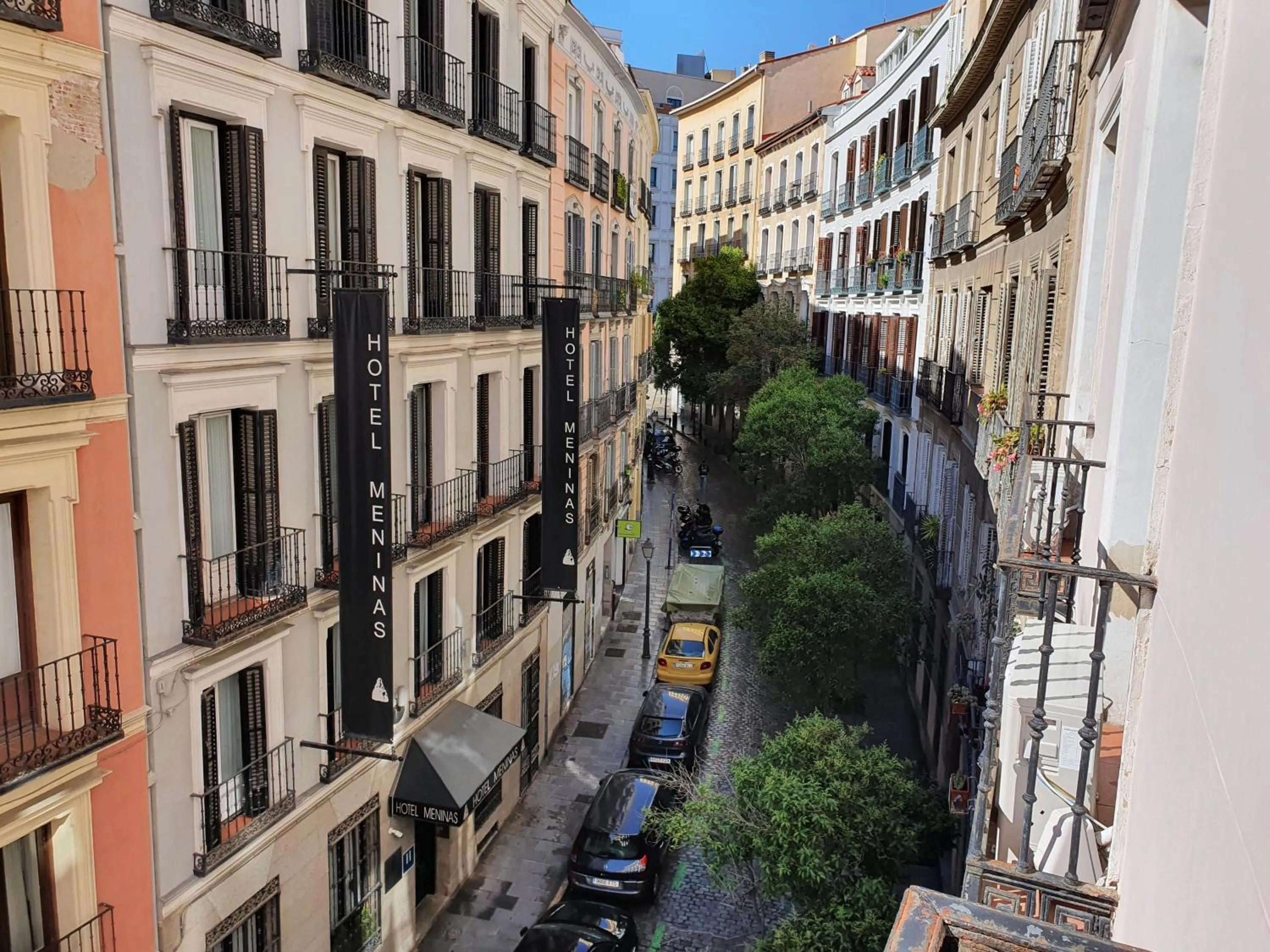 Property building in CH Otello Rooms I - Madrid
