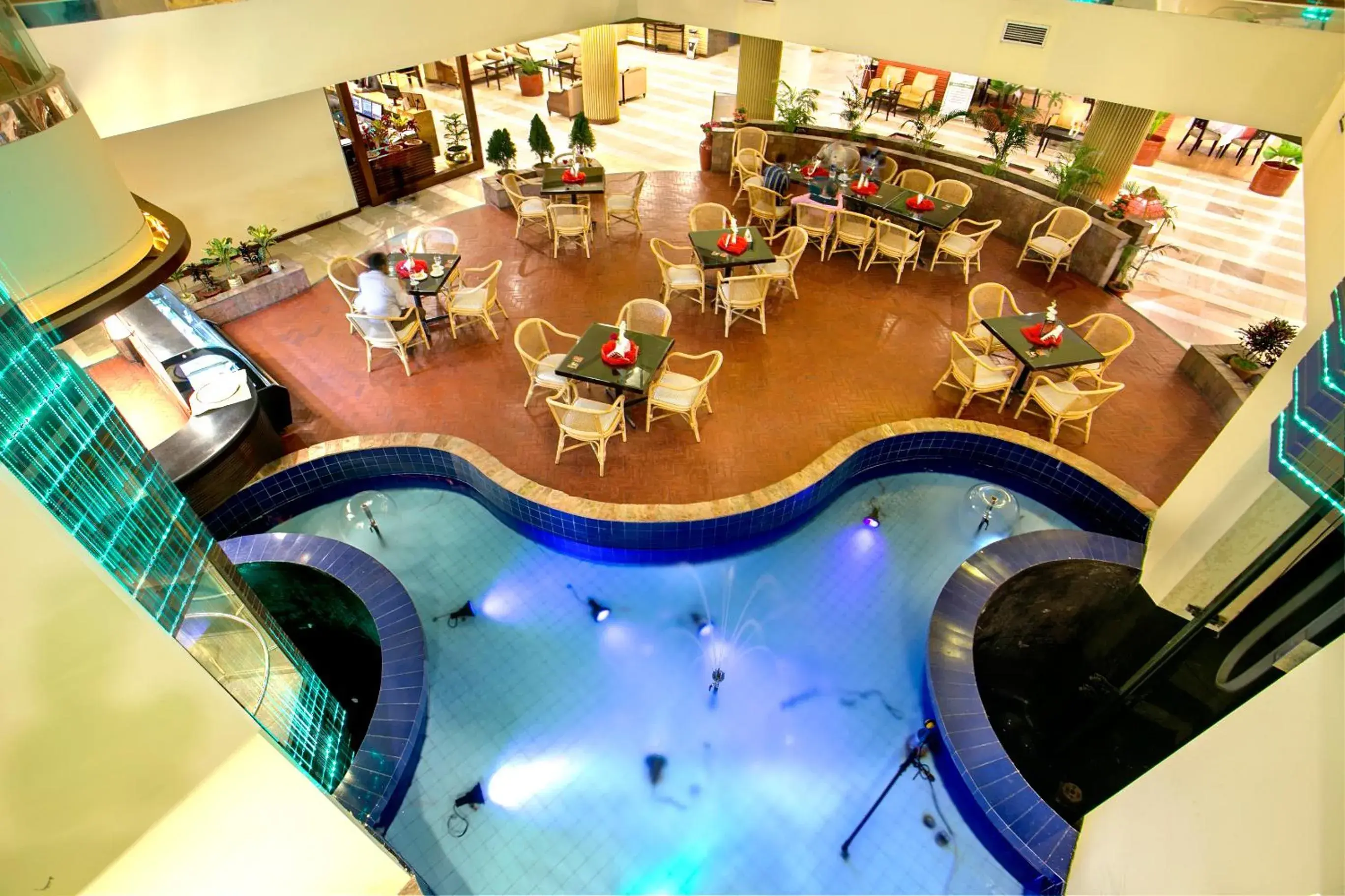 Garden in Rose View Hotel Garden in Rose View Hotel