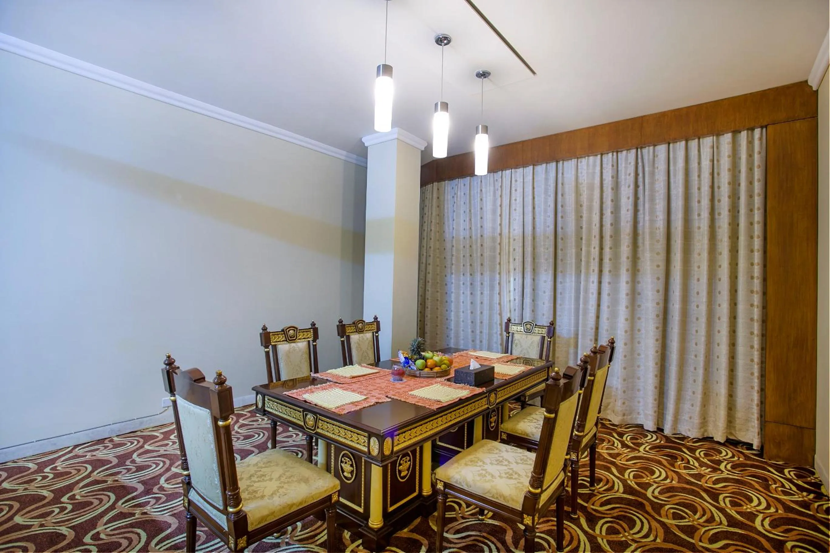 Dining area in Rose View Hotel