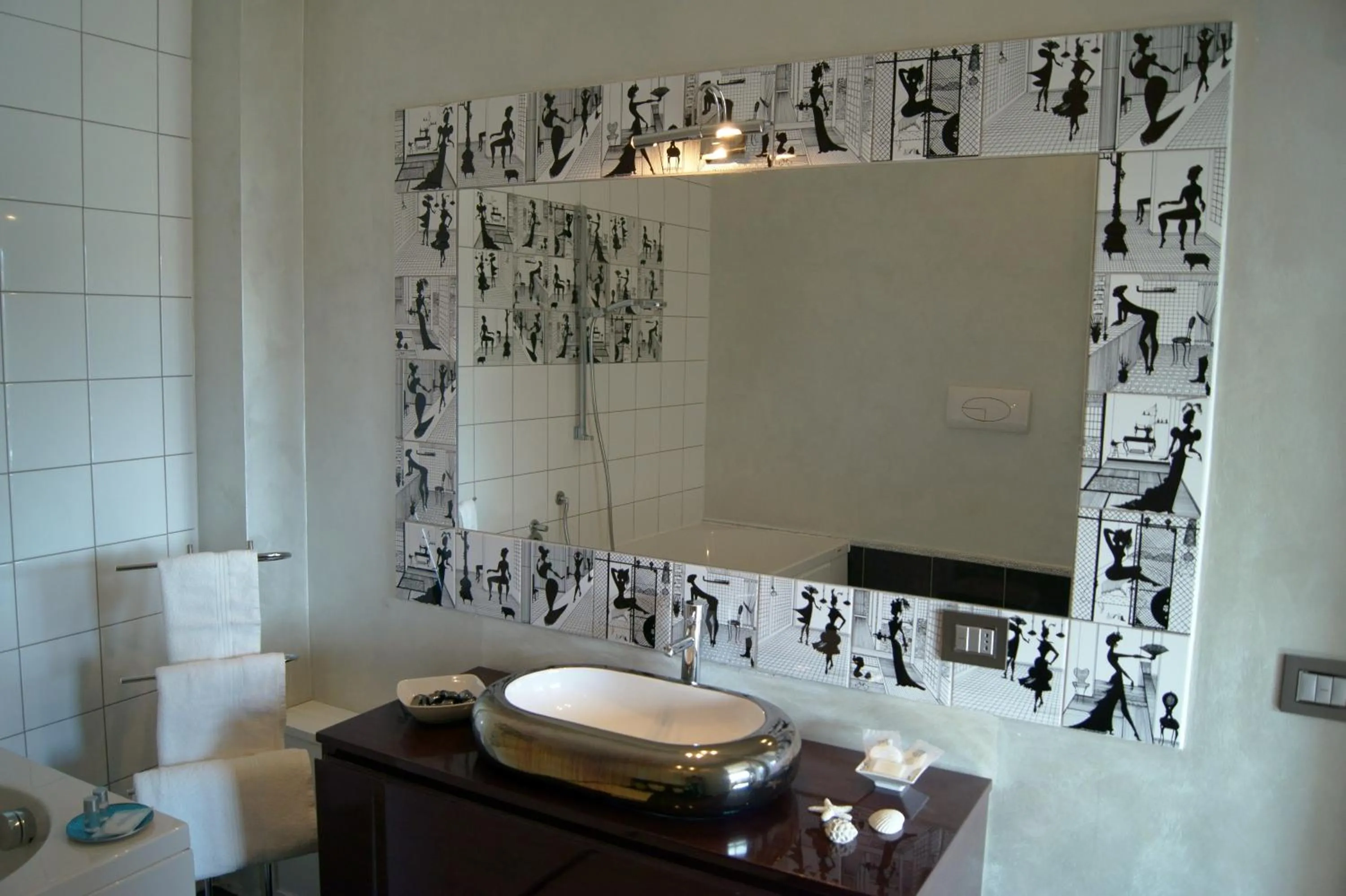 Bathroom in Baia Di Ognina