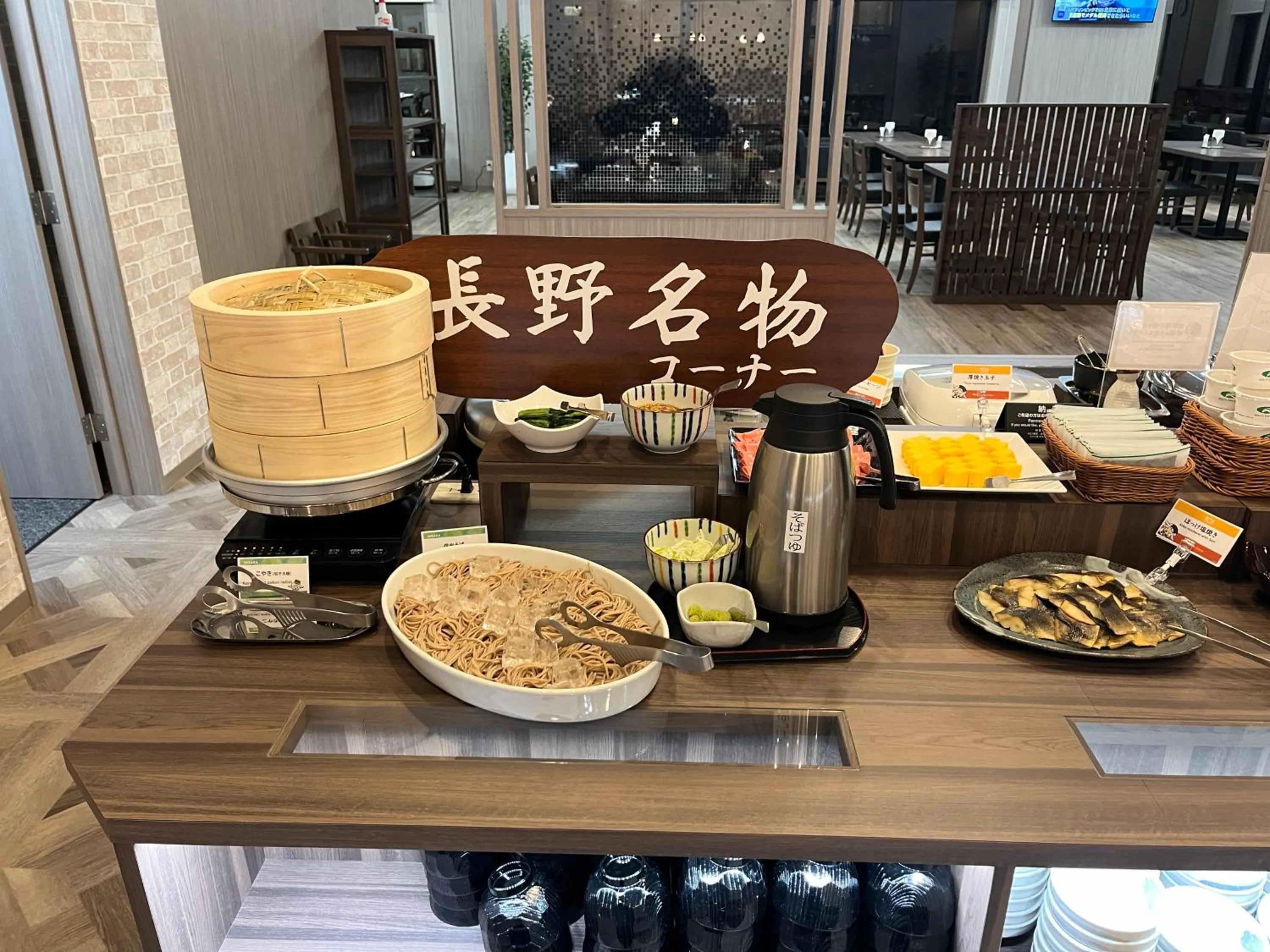 Breakfast in Hotel Route Inn Suzaka