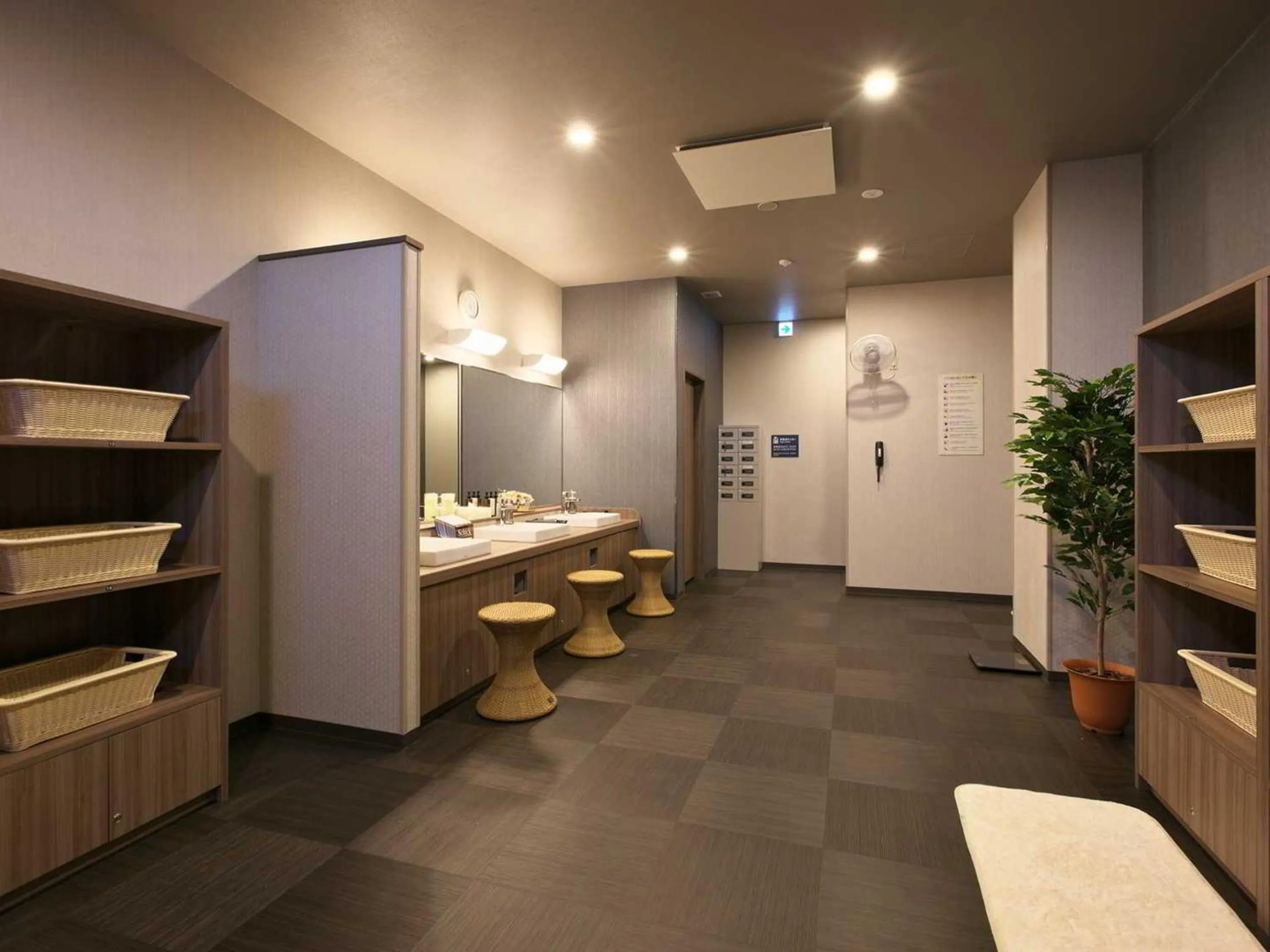 Public Bath in Hotel Route Inn Suzaka