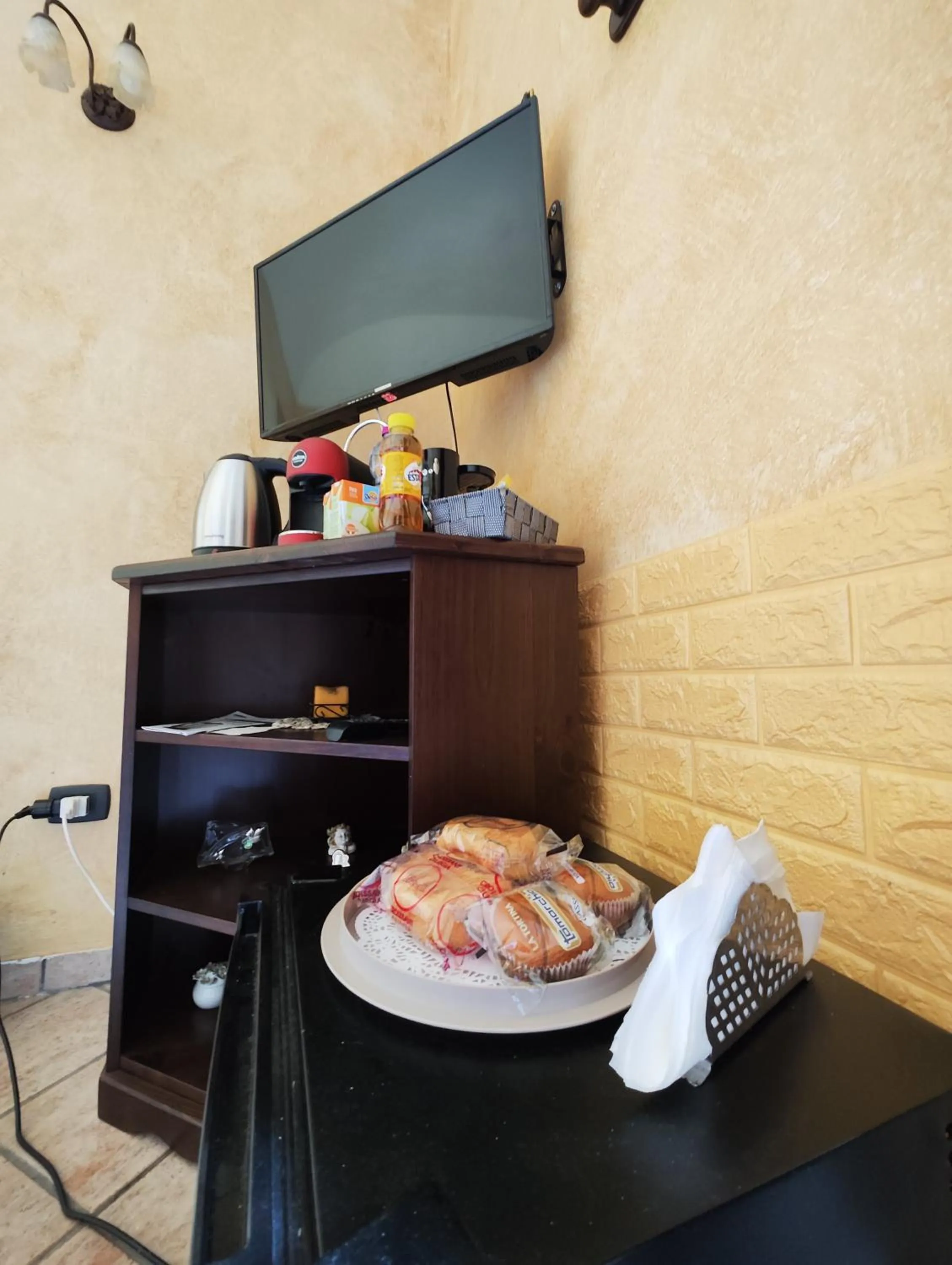 Coffee/tea facilities in Le Grotte