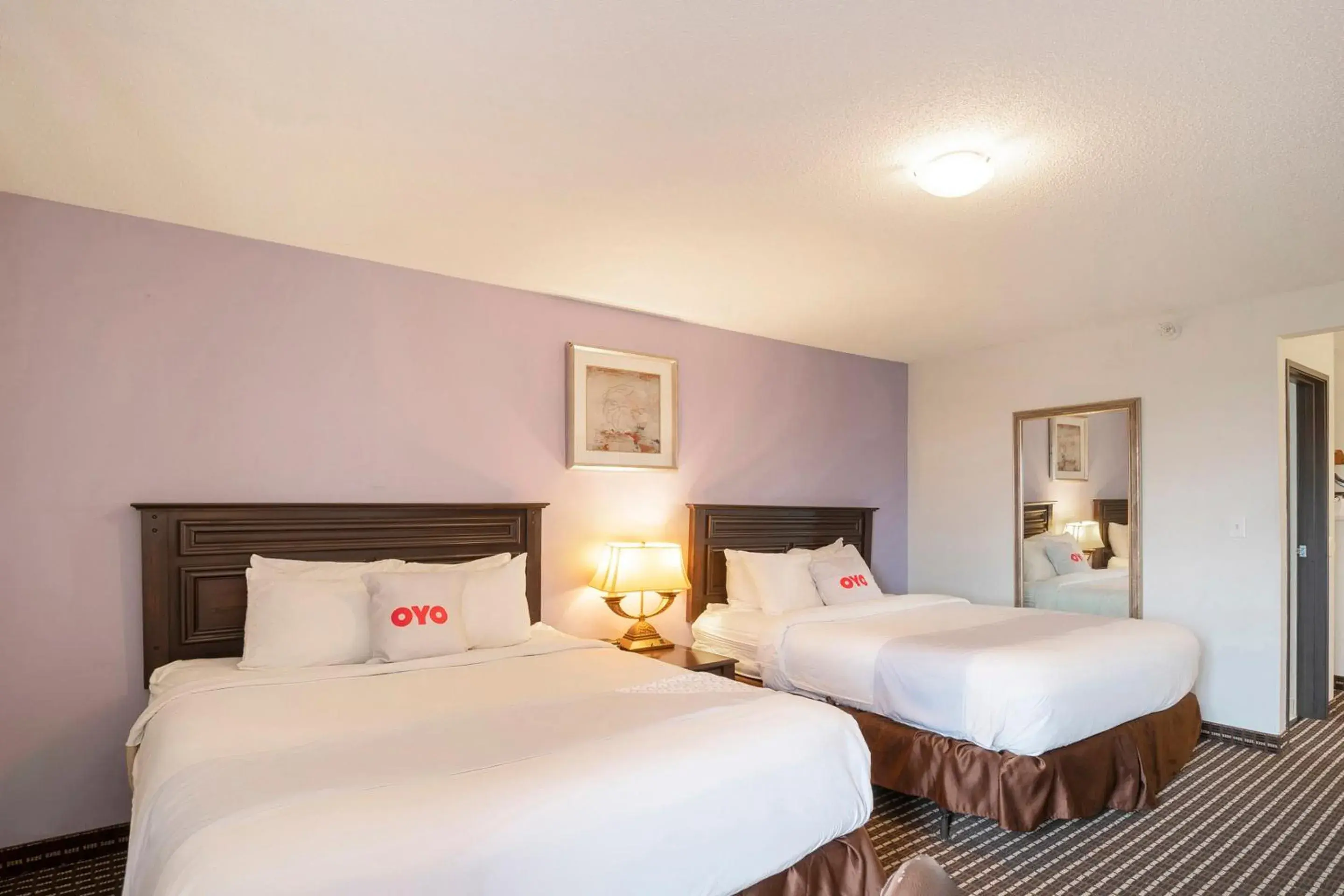 2 Queen Beds Non-Smoking in OYO Townhouse Houston Airport North 2 Queen Beds Non-Smoking in OYO Townhouse Houston Airport North