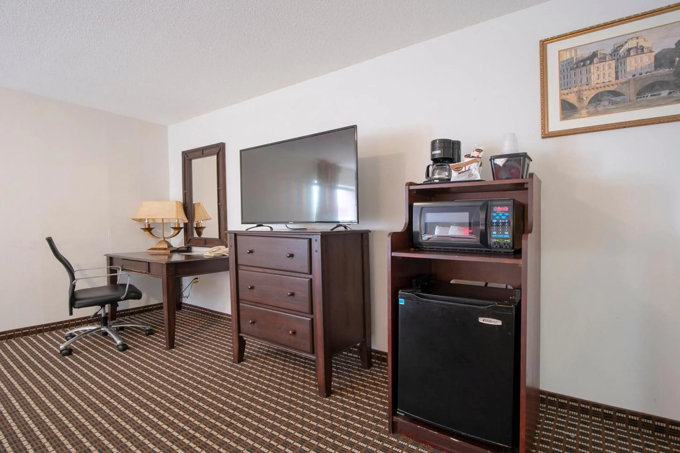 Bedroom in OYO Townhouse Houston Airport North Bedroom in OYO Townhouse Houston Airport North