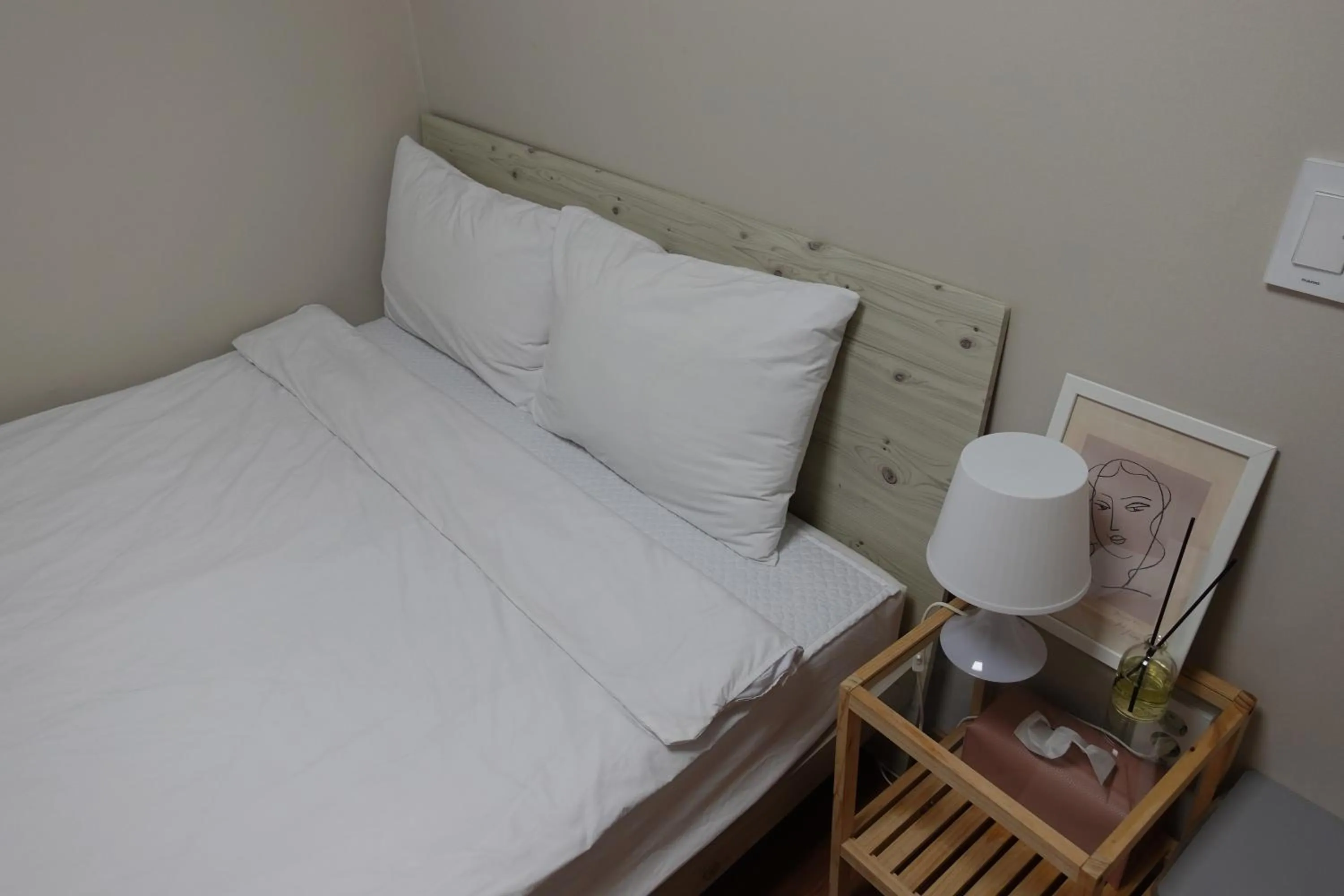Bed in Yeonhuijang - YH Guesthouse