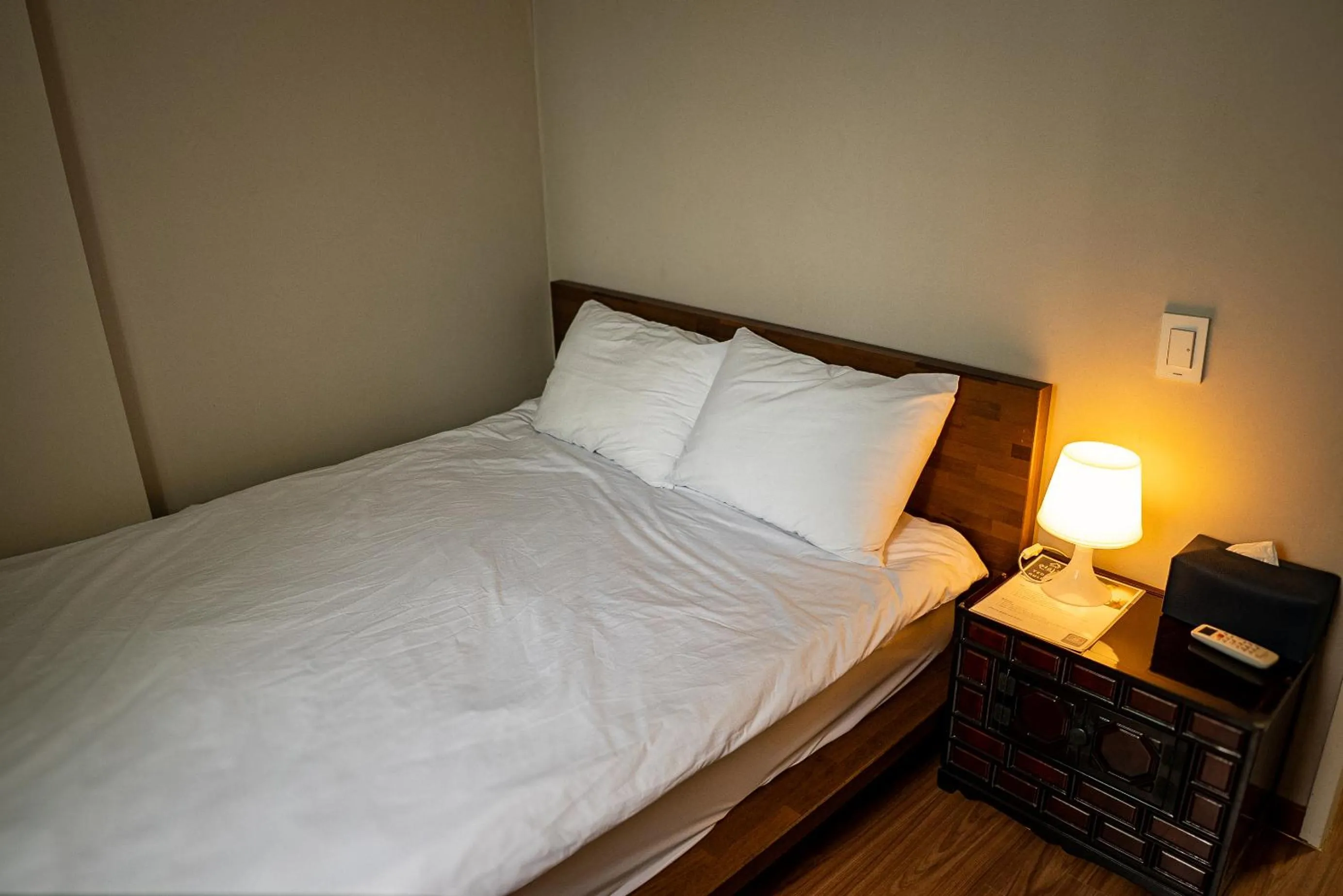 Bed in HOTEL YH- Yeonhuijang