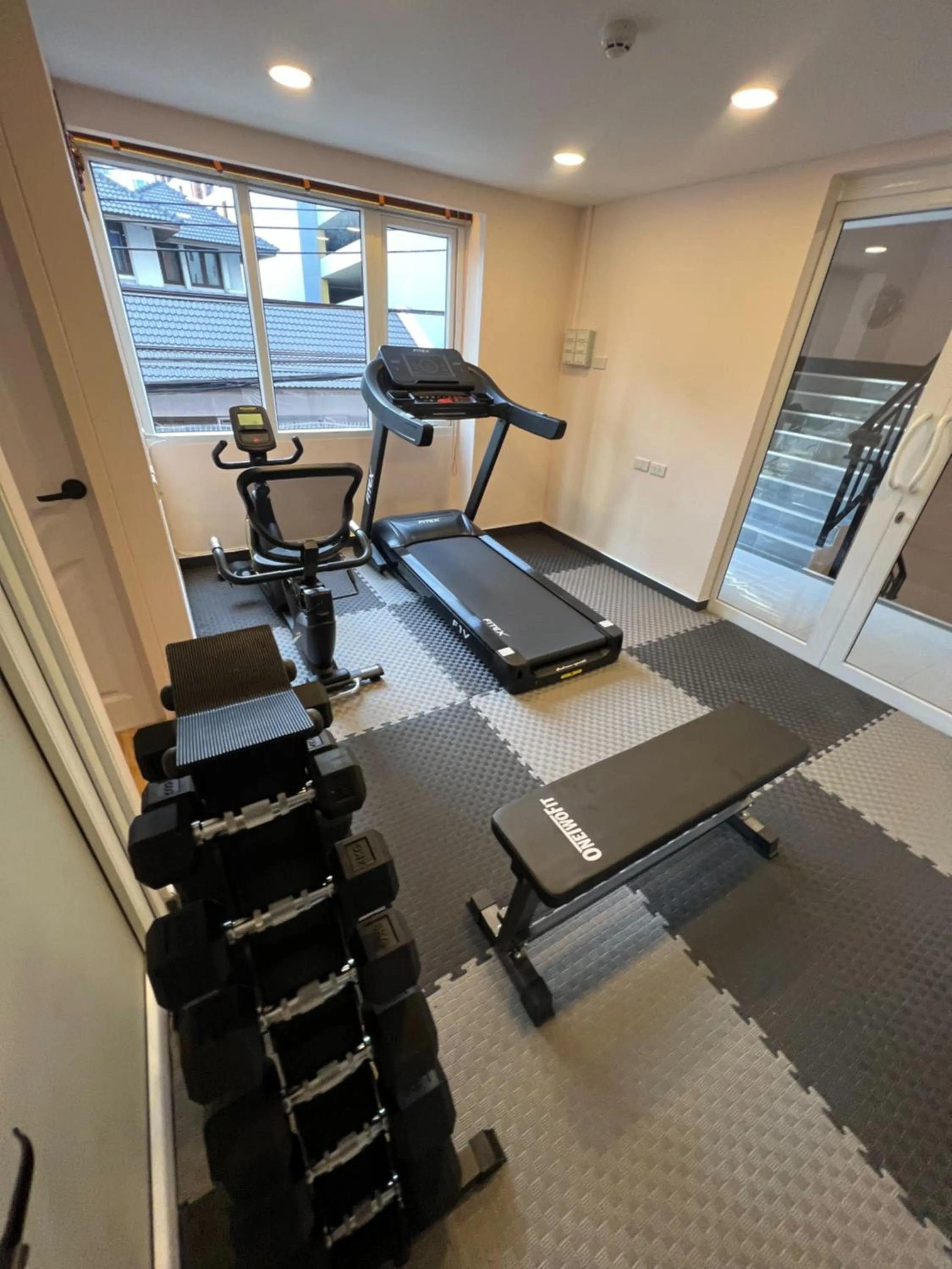Fitness centre/facilities in Emiri Hotel - Nana Bangkok