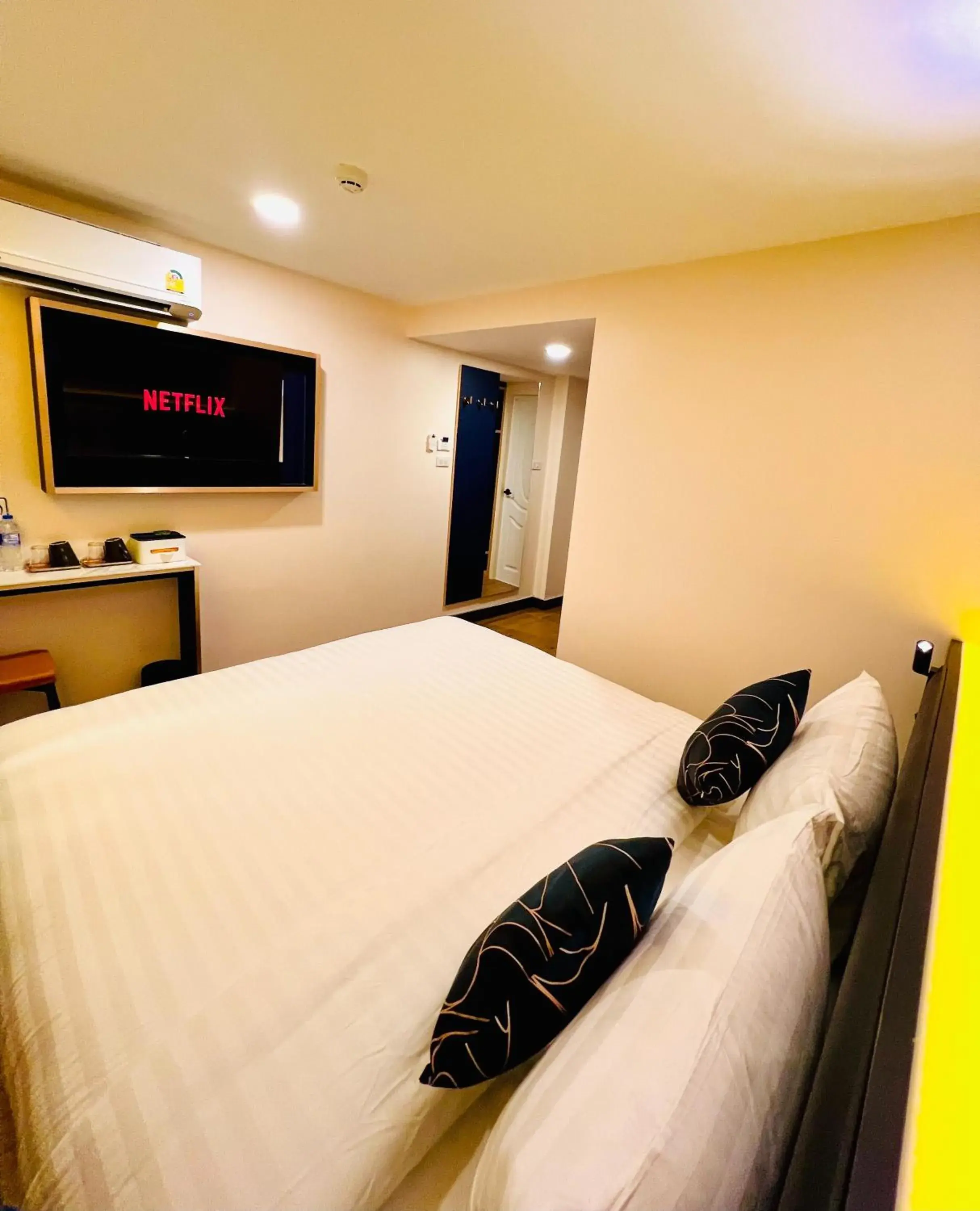 Emiri Hotel - Nana Bangkok Emiri Hotel - Nana Bangkok