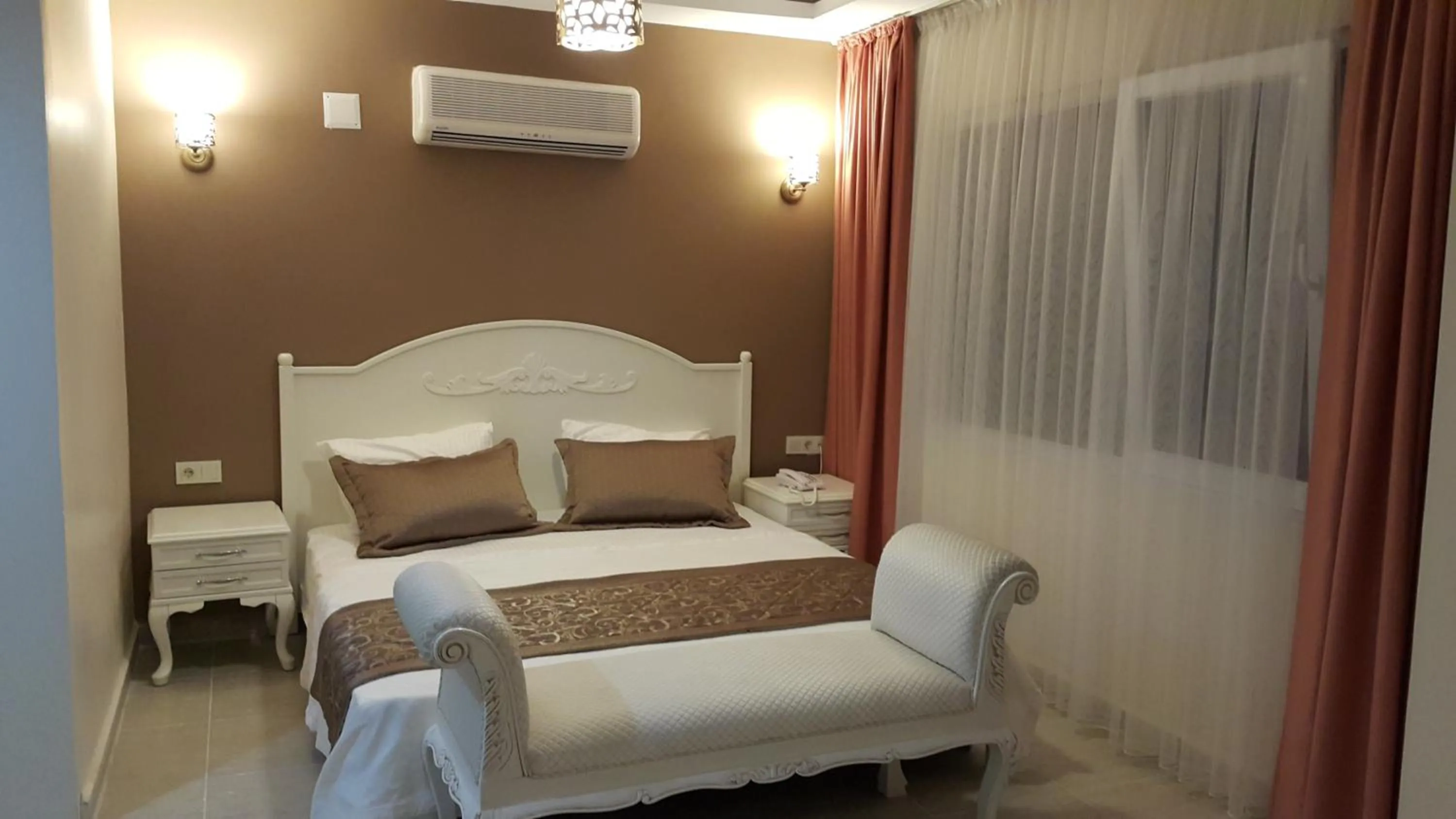 Photo of the whole room in Enda Boutique Hotel Kalkan