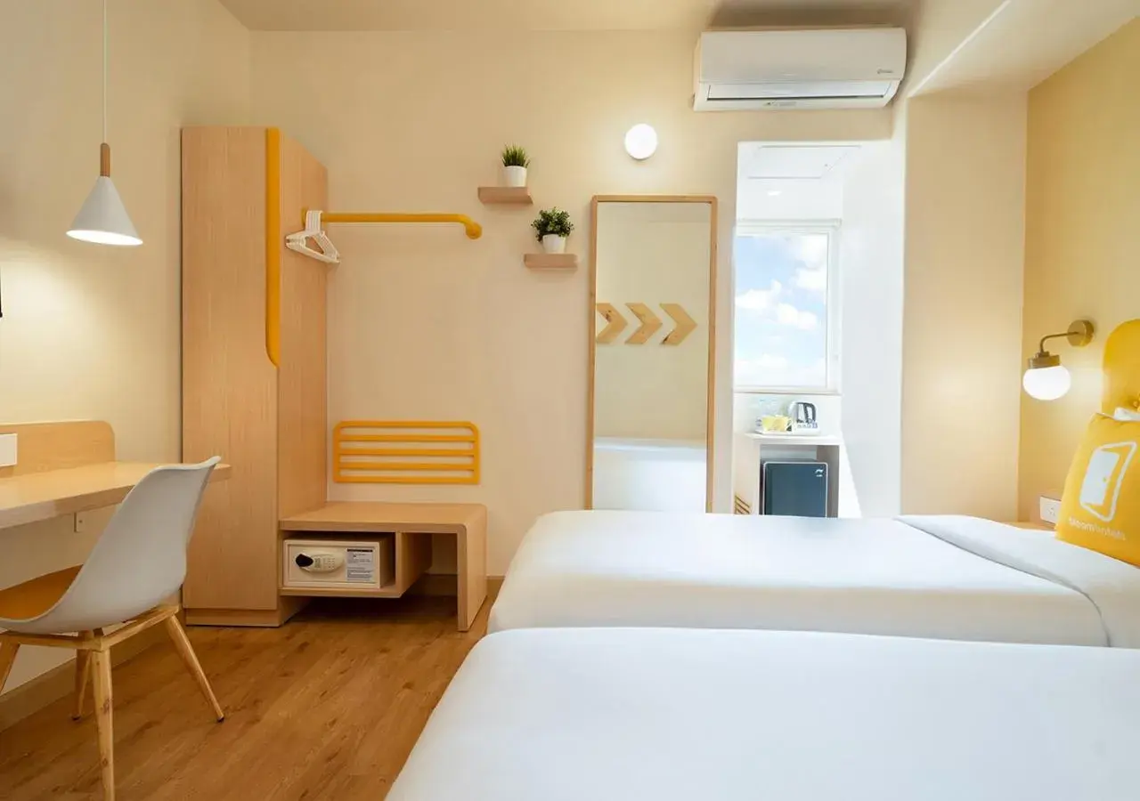 View (from property/room), Bed in Bloom Hotel - Jayanagar View (from property/room), Bed in Bloom Hotel - Jayanagar