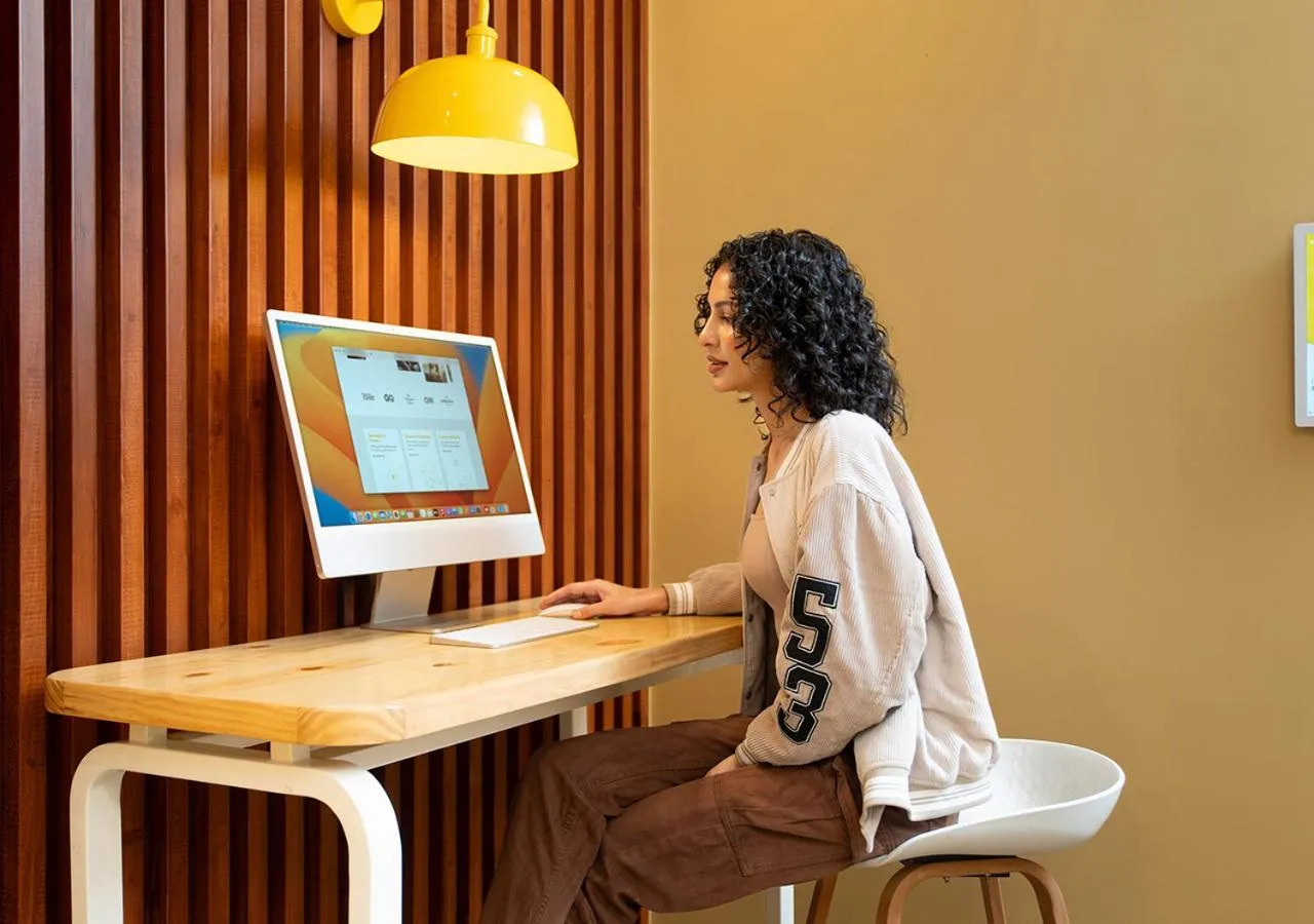 Lobby or reception in Bloom Hotel - Jayanagar