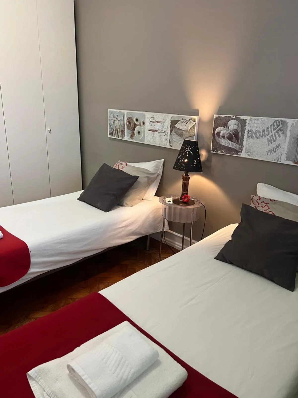 Bed in Alvalade II Airport Guest House