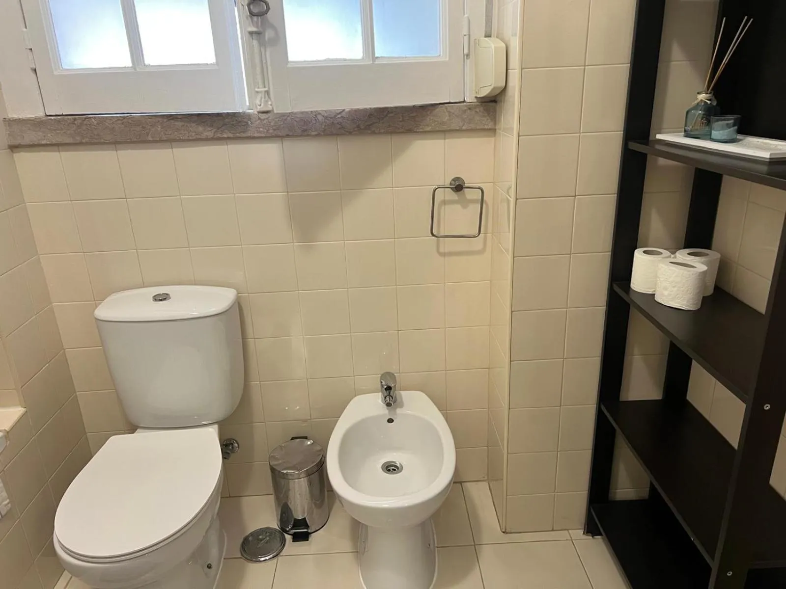 Toilet in Alvalade II Airport Guest House