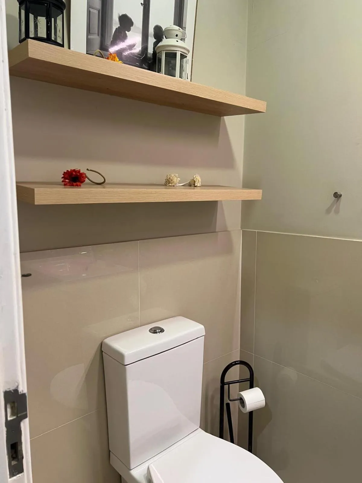 Bathroom in Alvalade II Airport Guest House