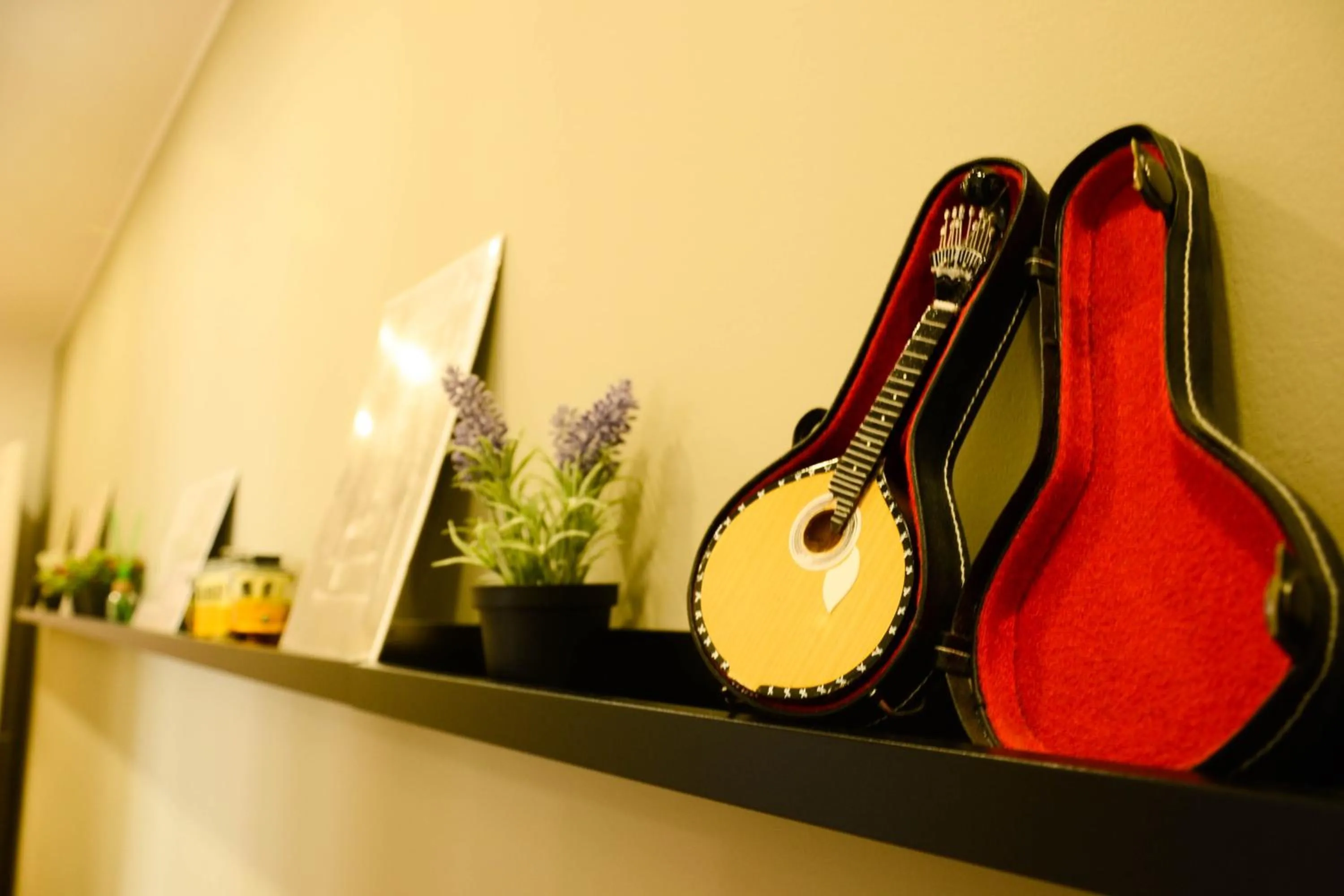 Decorative detail in Alvalade II Airport Guest House