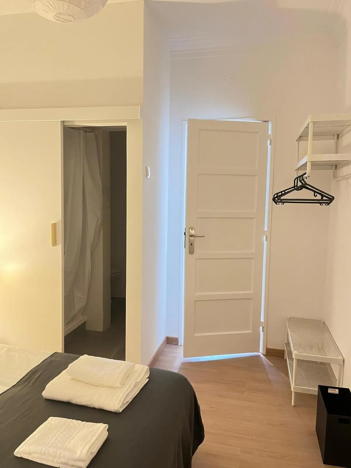 Photo of the whole room, Bed in Alvalade II Airport Guest House