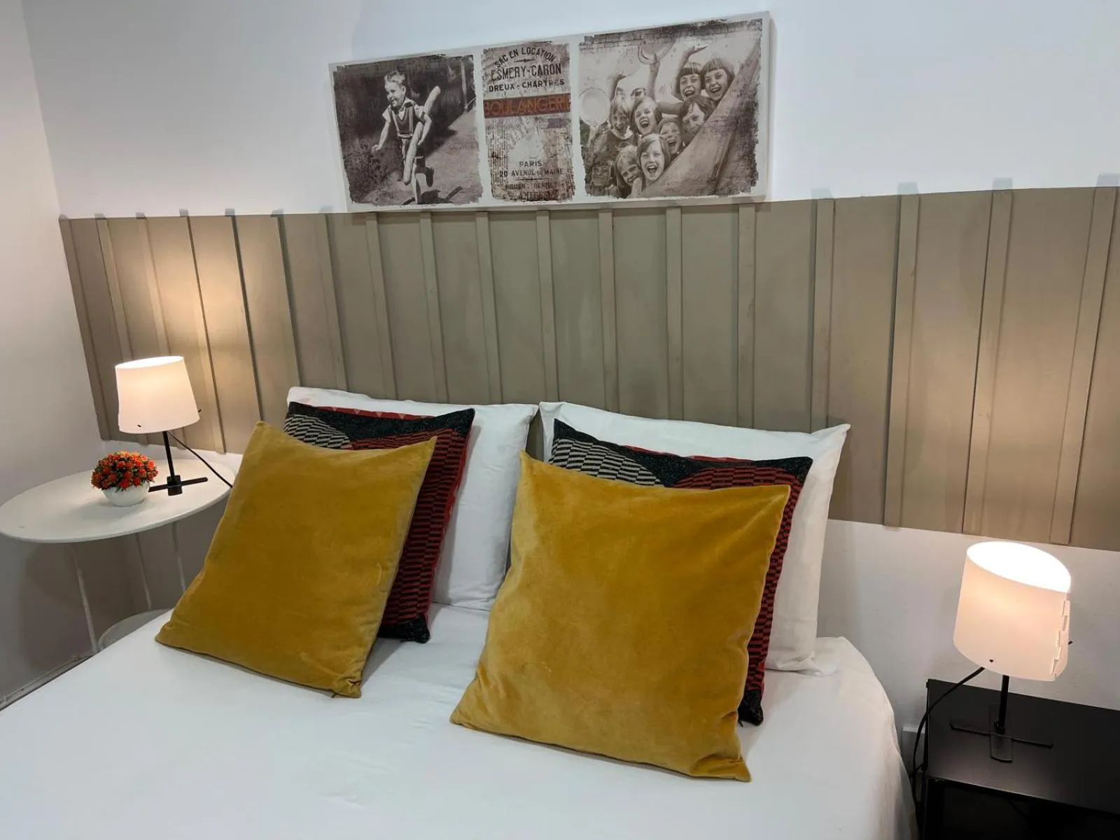 Bed in Alvalade II Airport Guest House