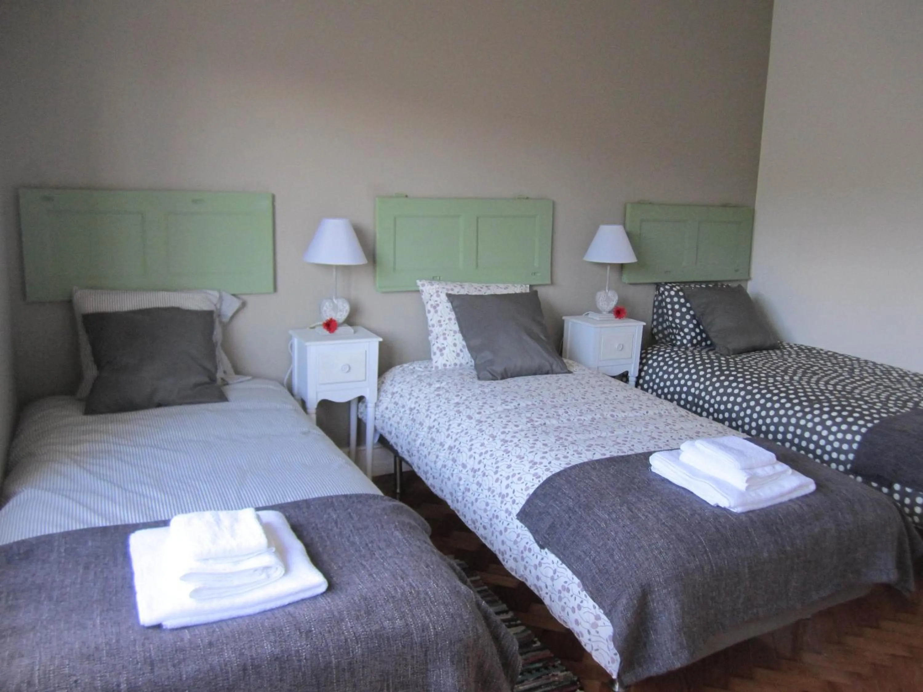 Bedroom, Bed in Alvalade II Airport Guest House