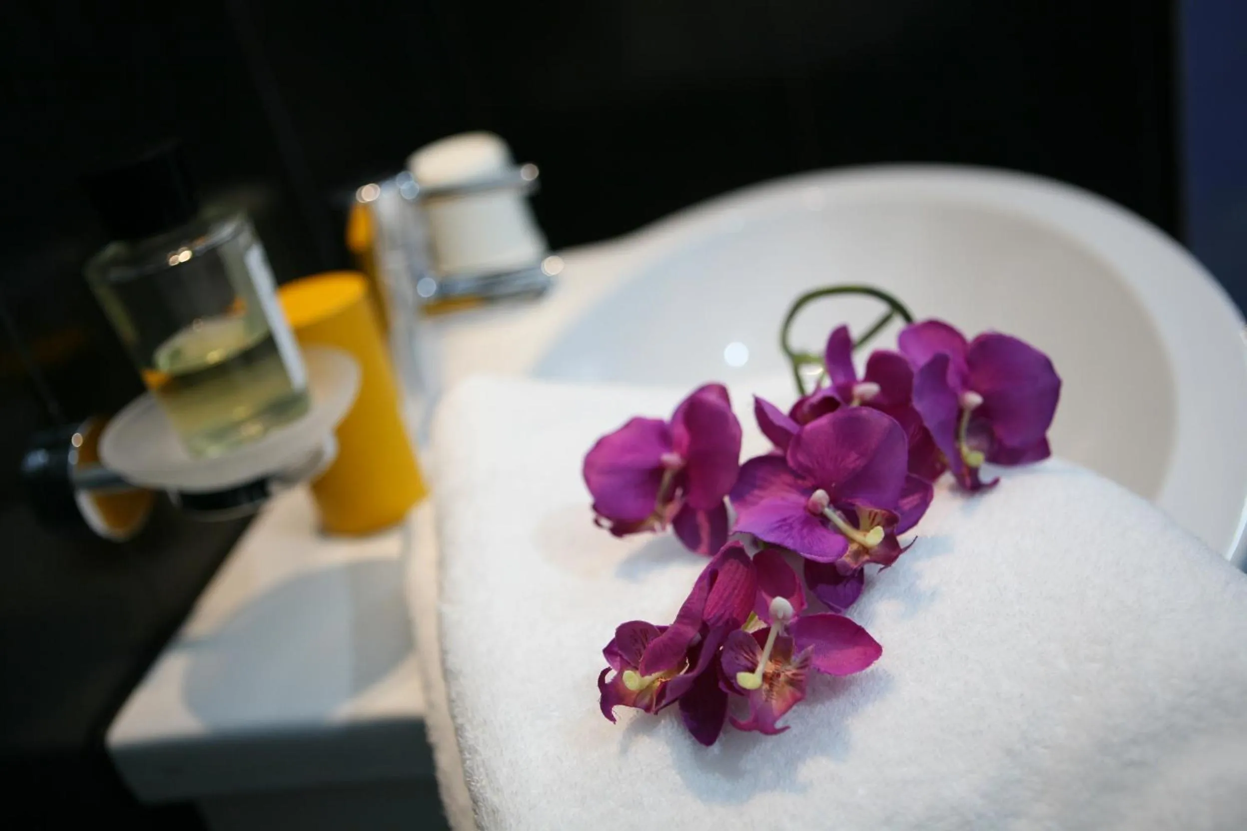 Decorative detail in A Mo Casa