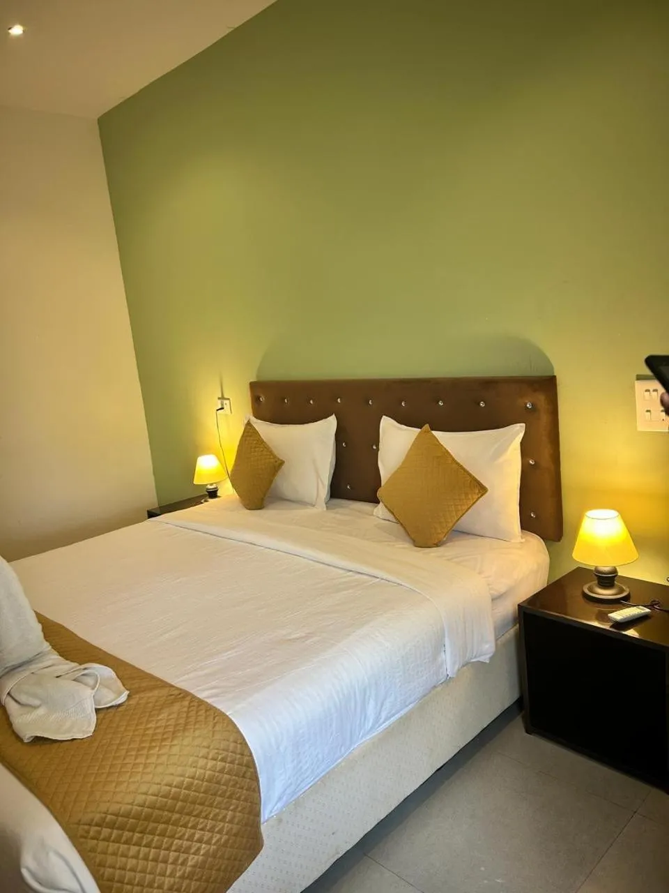 Two-Bedroom Apartment - single occupancy - Oceanfront  in La Sea Vue Goa