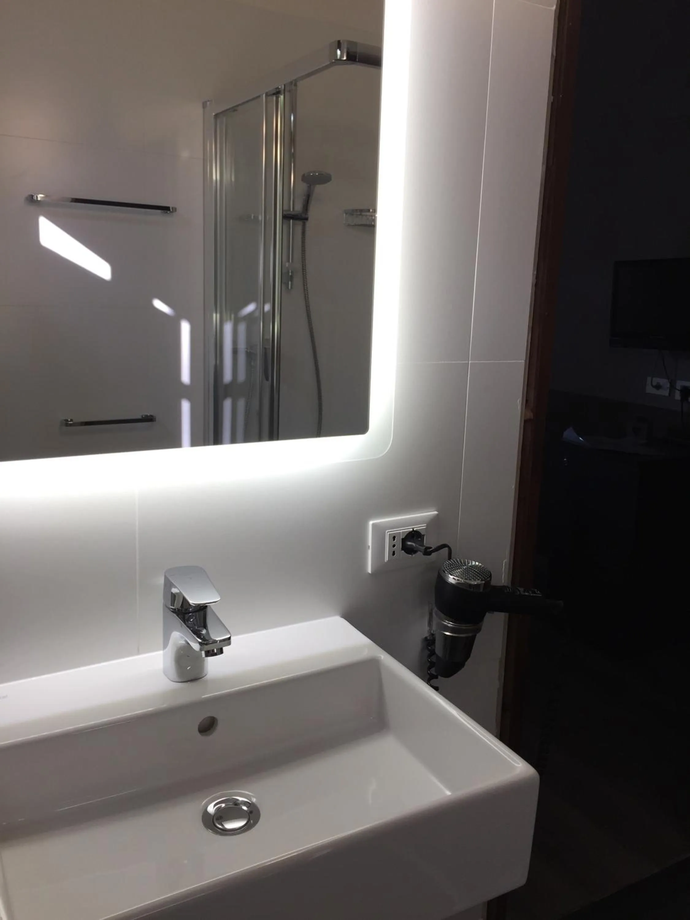 Bathroom in Albergo Al Cacciatore Tortellinando