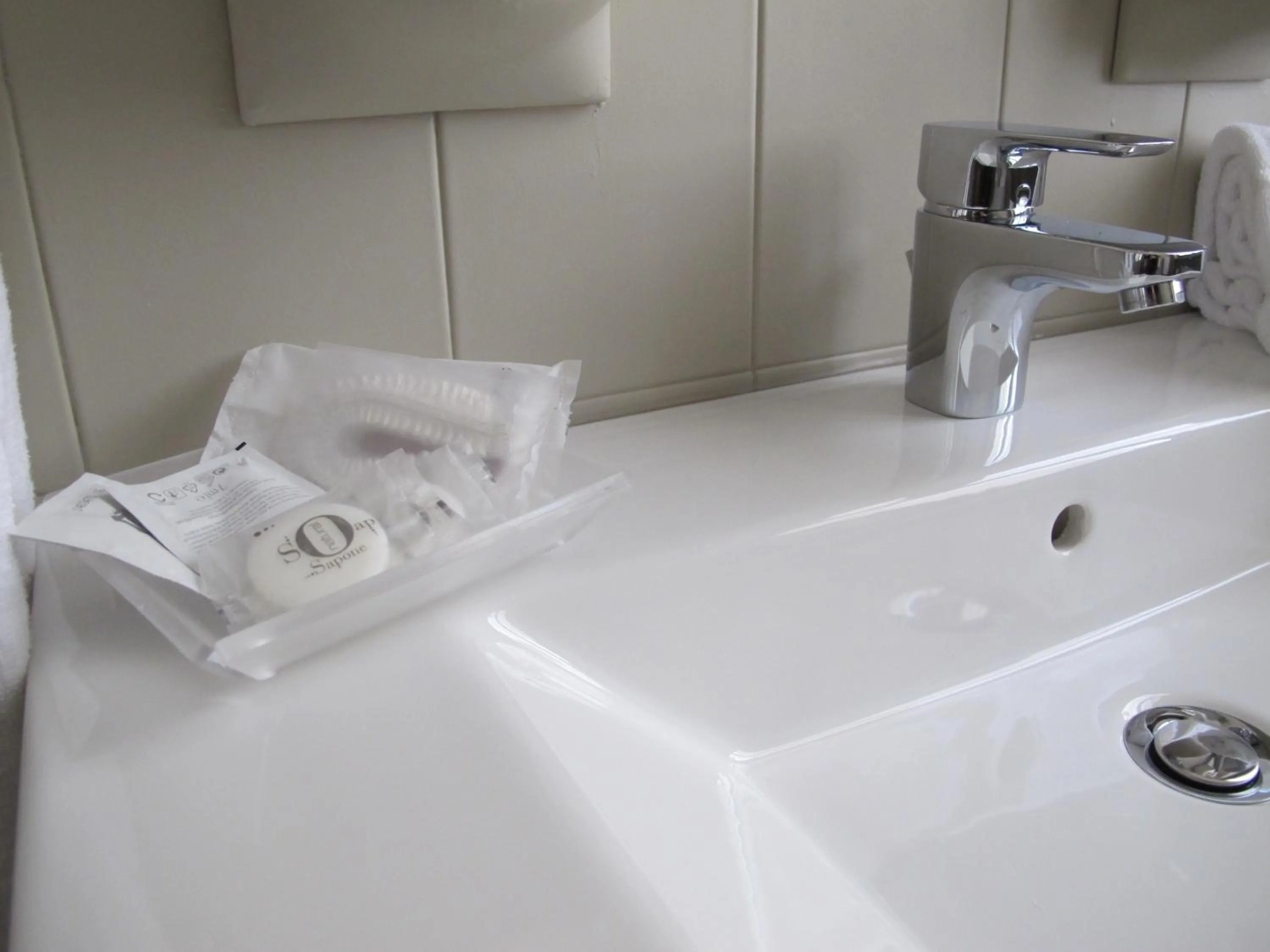 Bathroom in Albergo Al Cacciatore Tortellinando