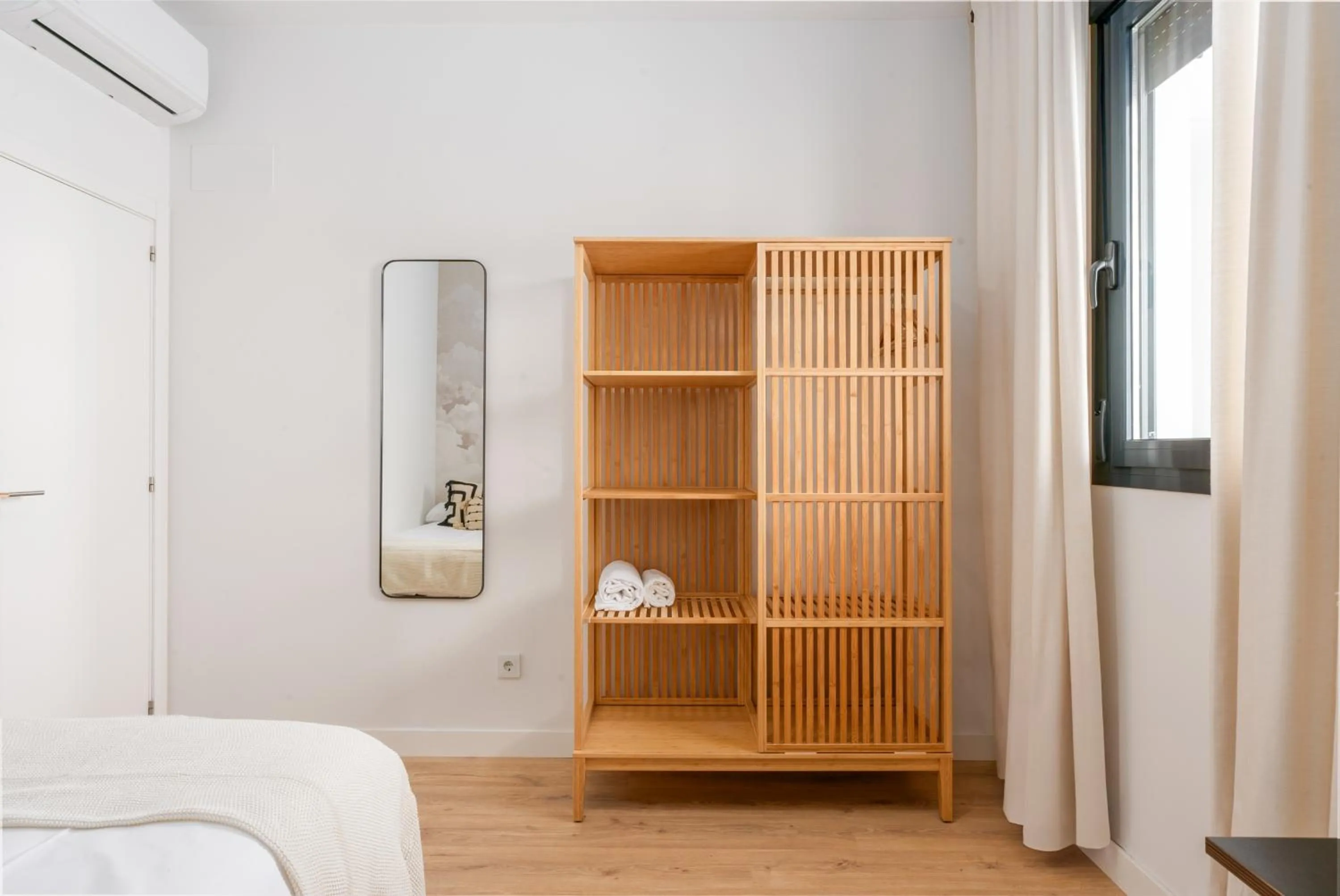 Bedroom, Bed in Live It Malaga