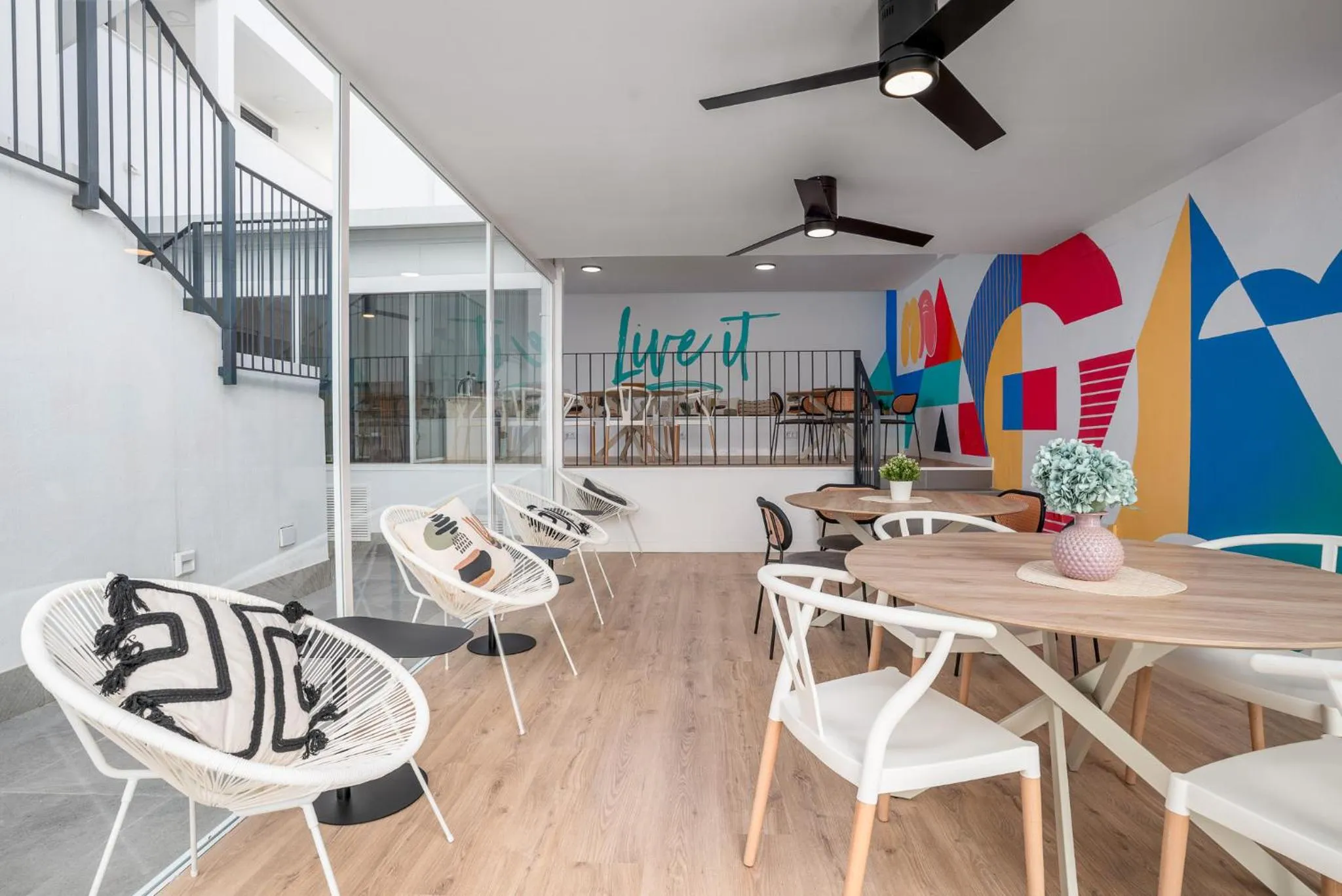 Seating area in Live It Malaga