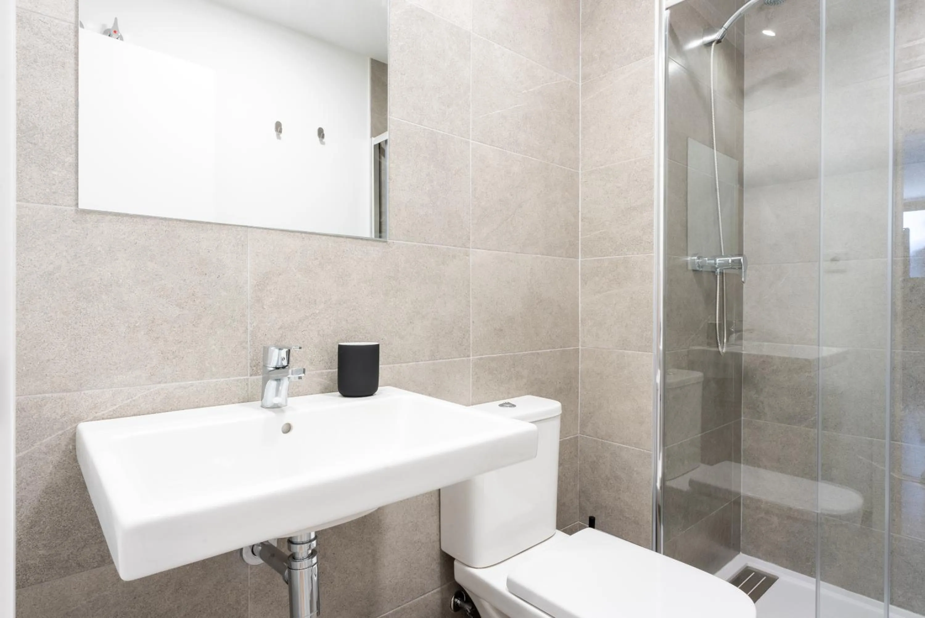 Shower in Live It Malaga