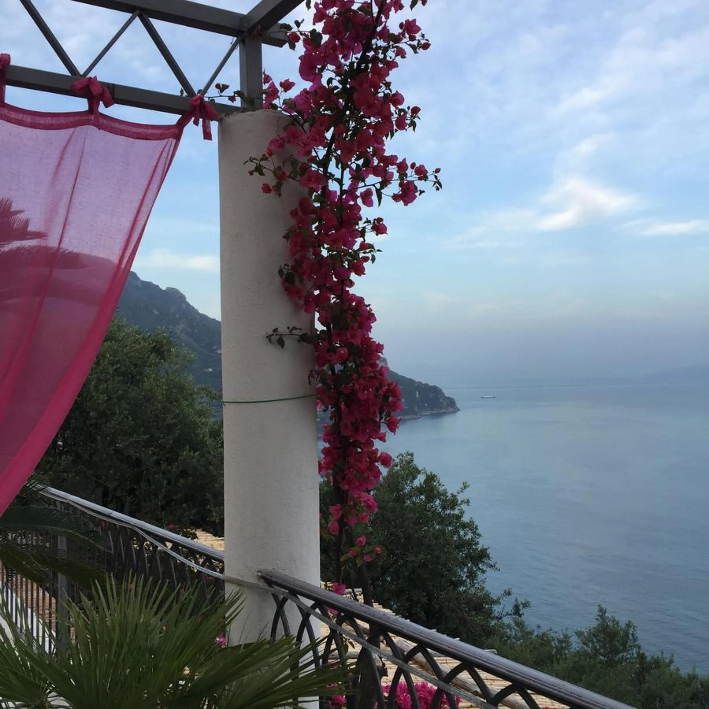 Sea view in b&b I Limoni