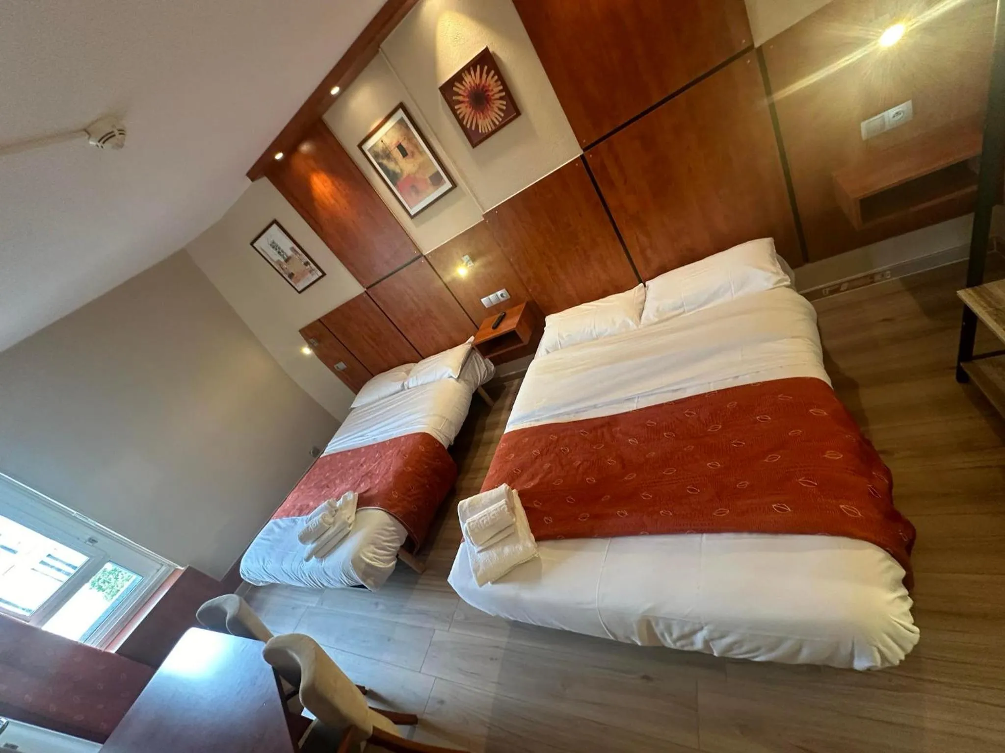 Bed in Hôtel Victoria