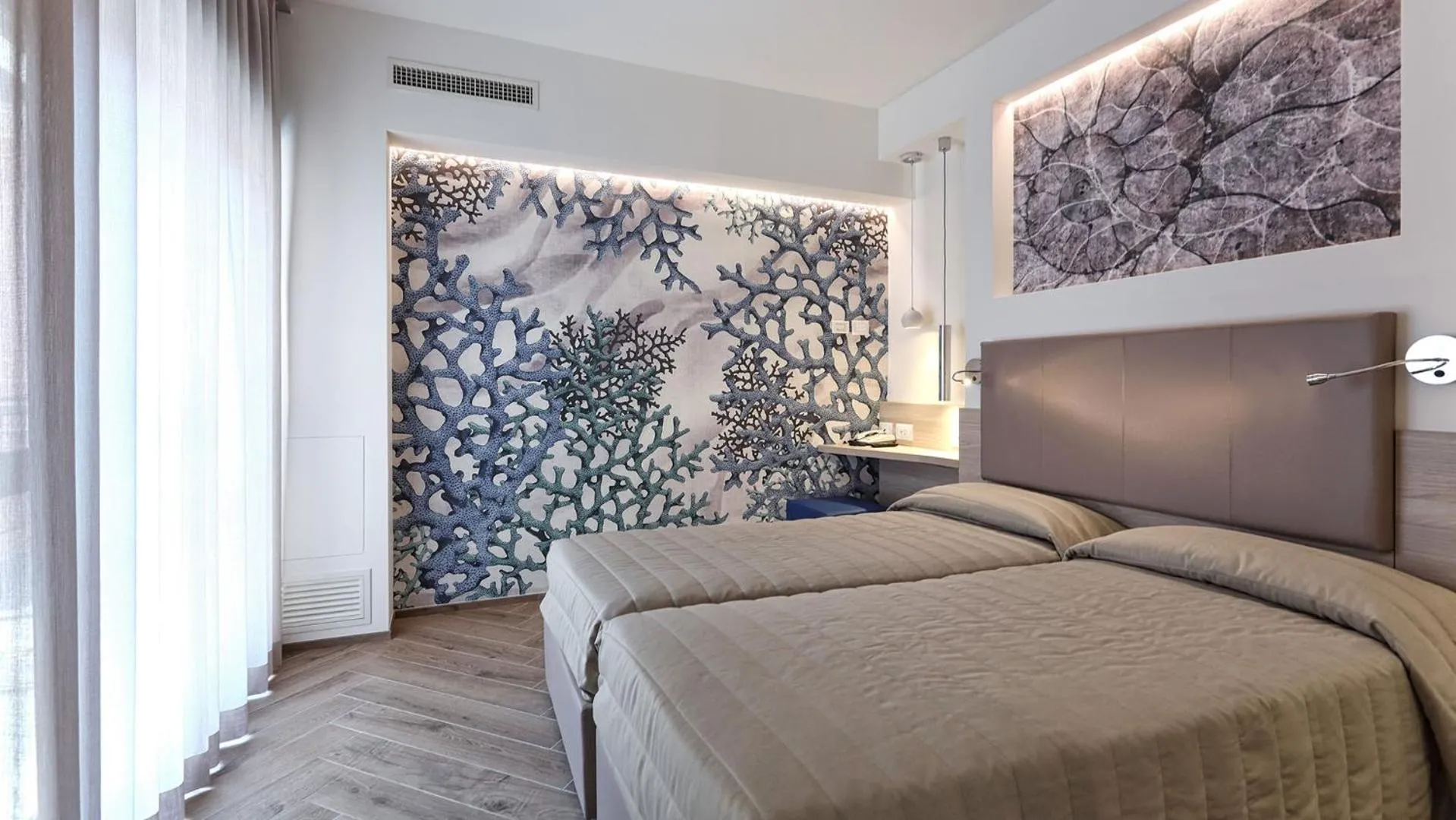 Bed in Hotel La Serena
