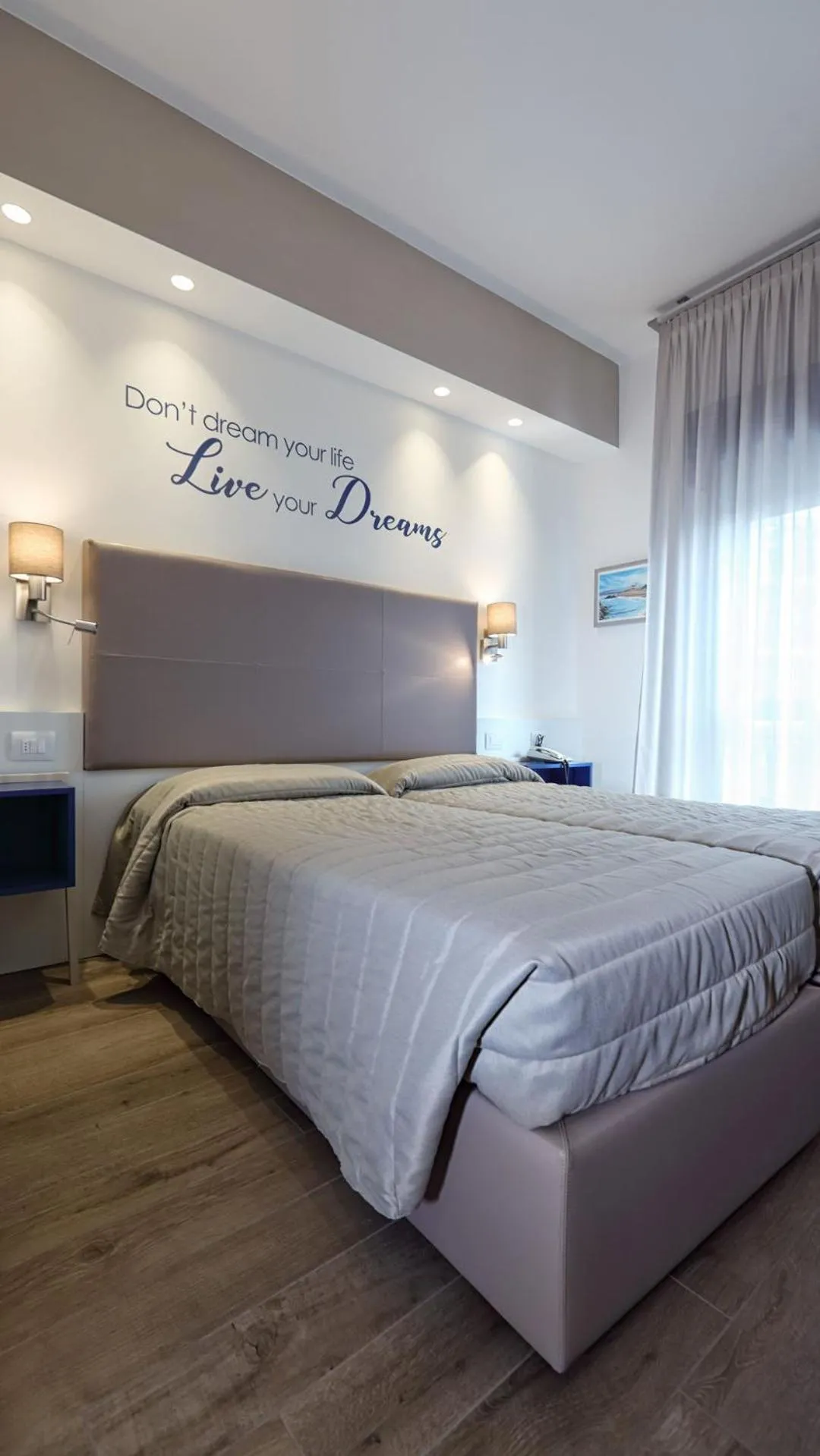 Bed in Hotel La Serena