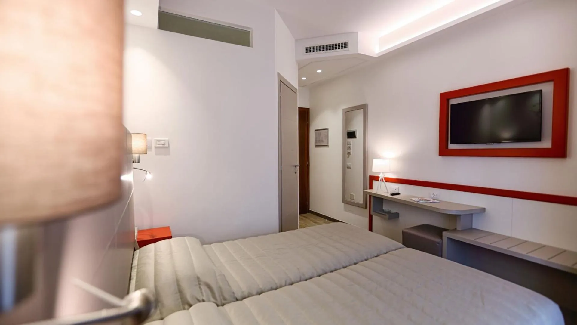 Bed in Hotel La Serena