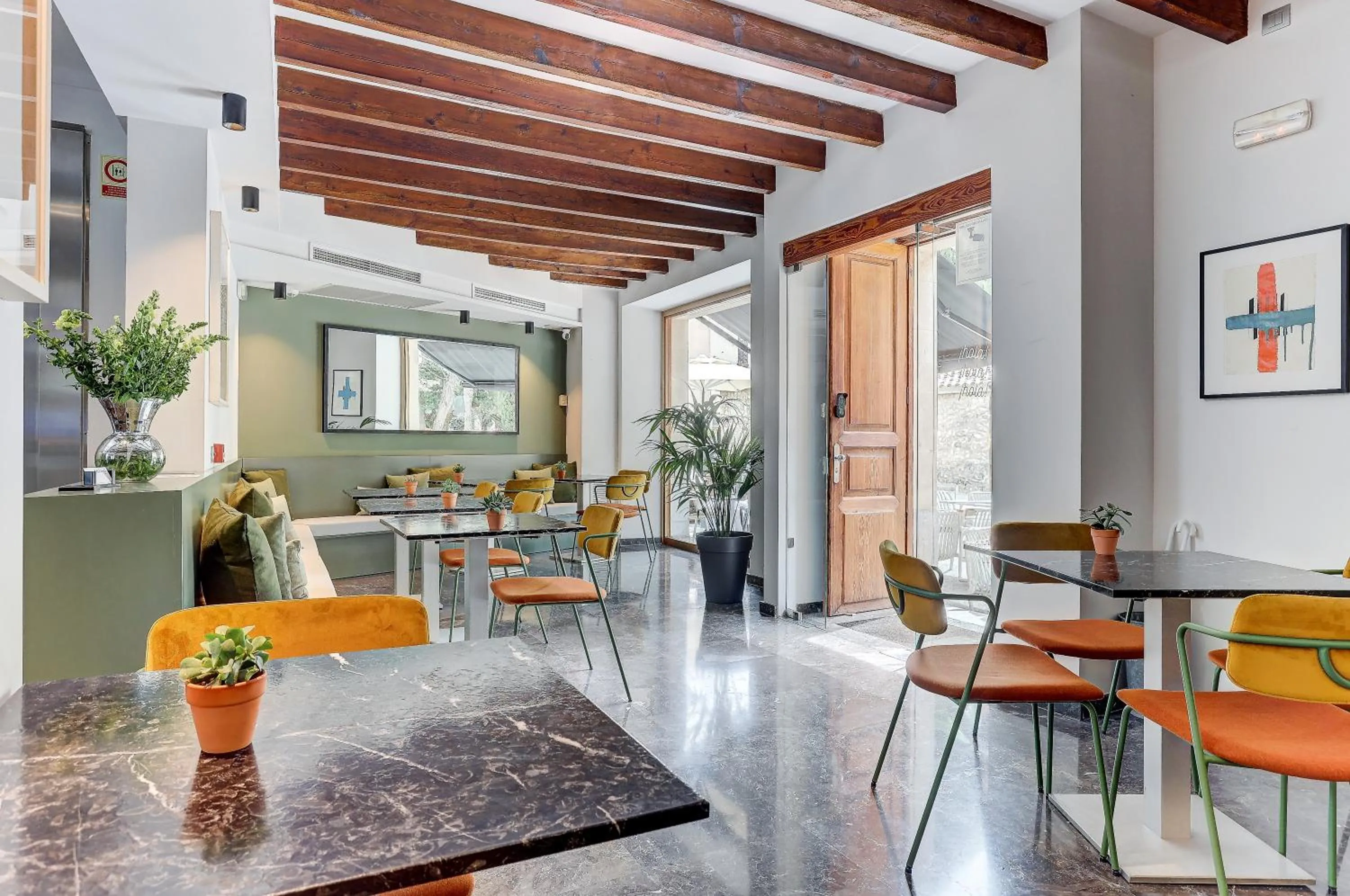 Dining area in Desbrull