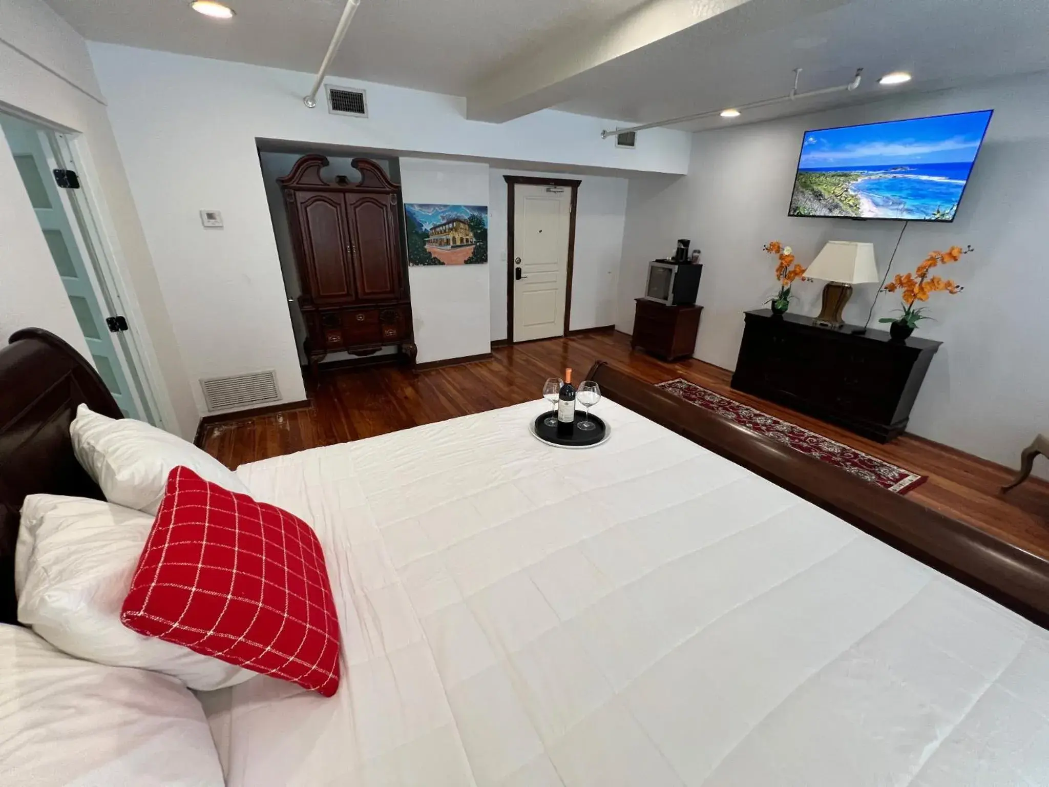 Bed in Artisan Downtown Bed in Artisan Downtown