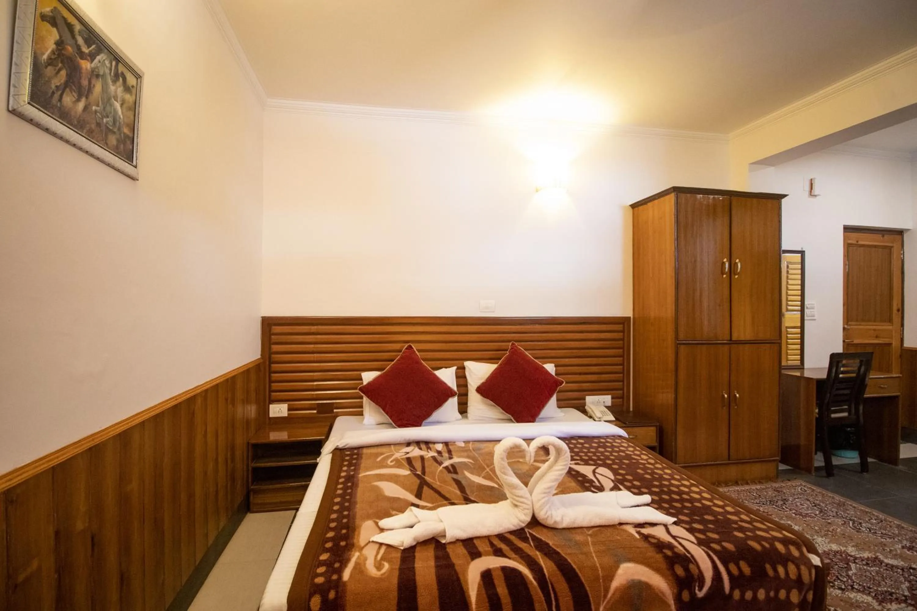 Bedroom, Bed in WOW STAYZ2 Hotel The Lodge