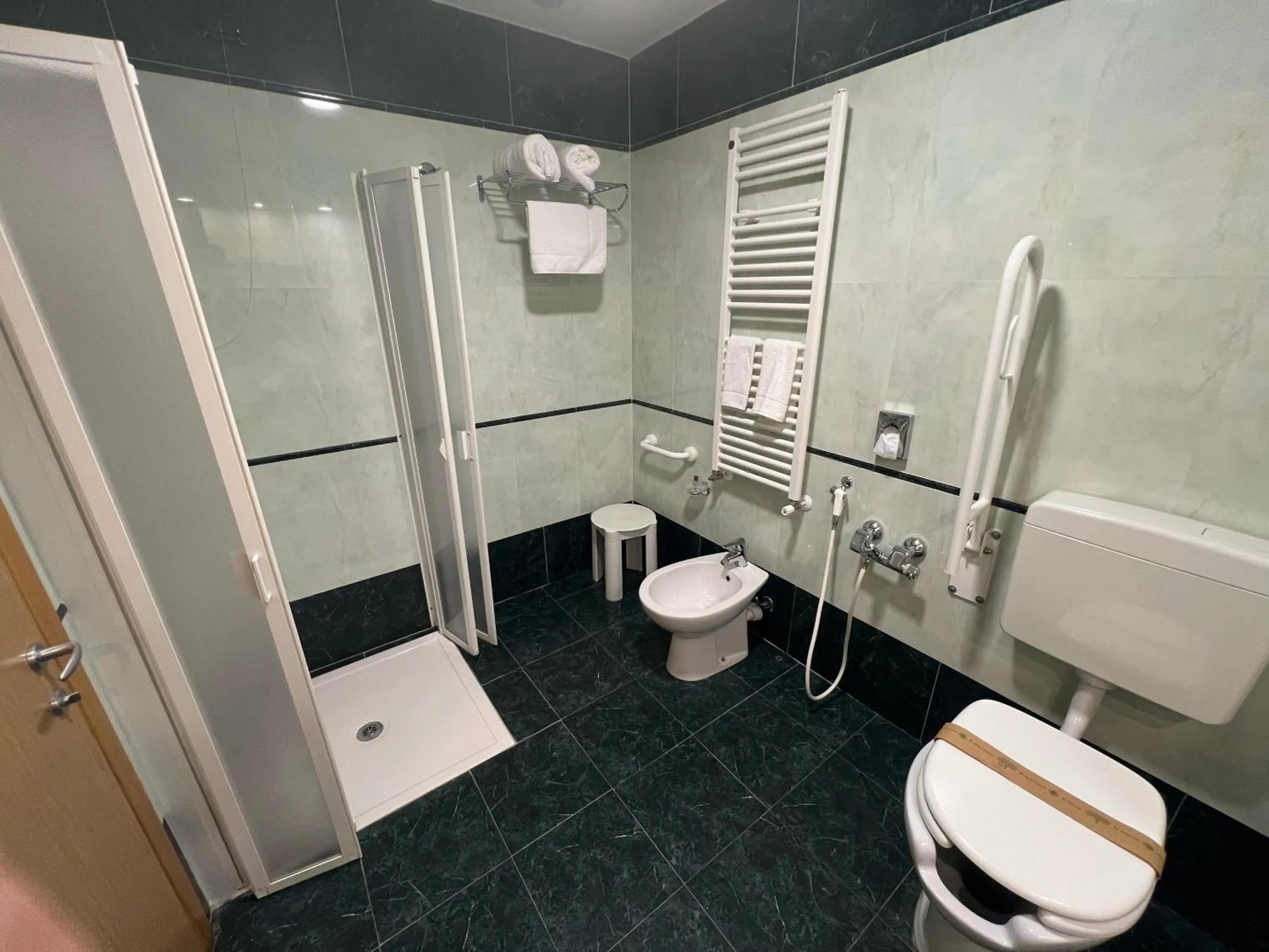 Shower in Savoia Resort