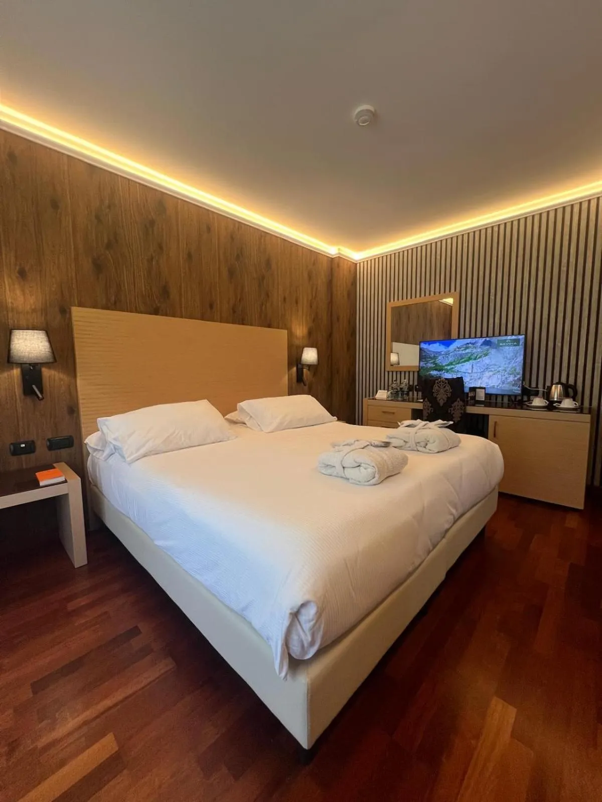 Bed in Savoia Resort