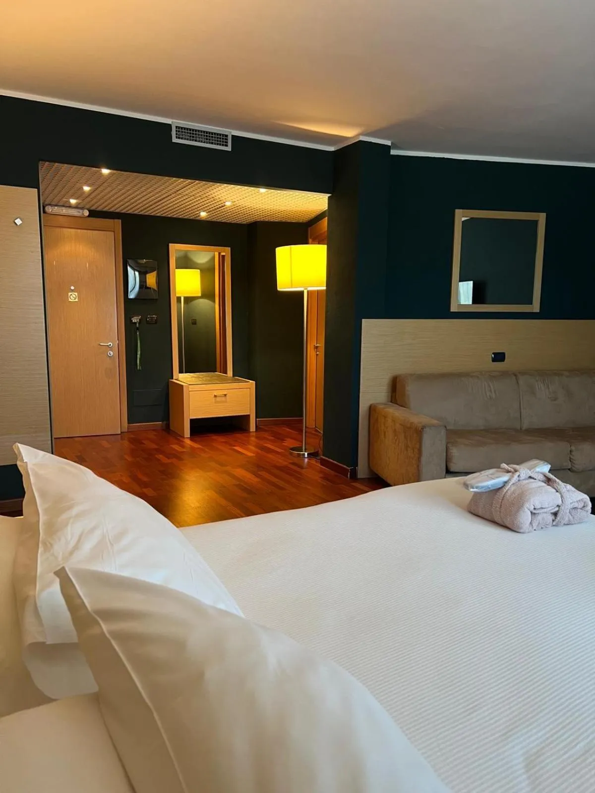 Bed in Savoia Resort