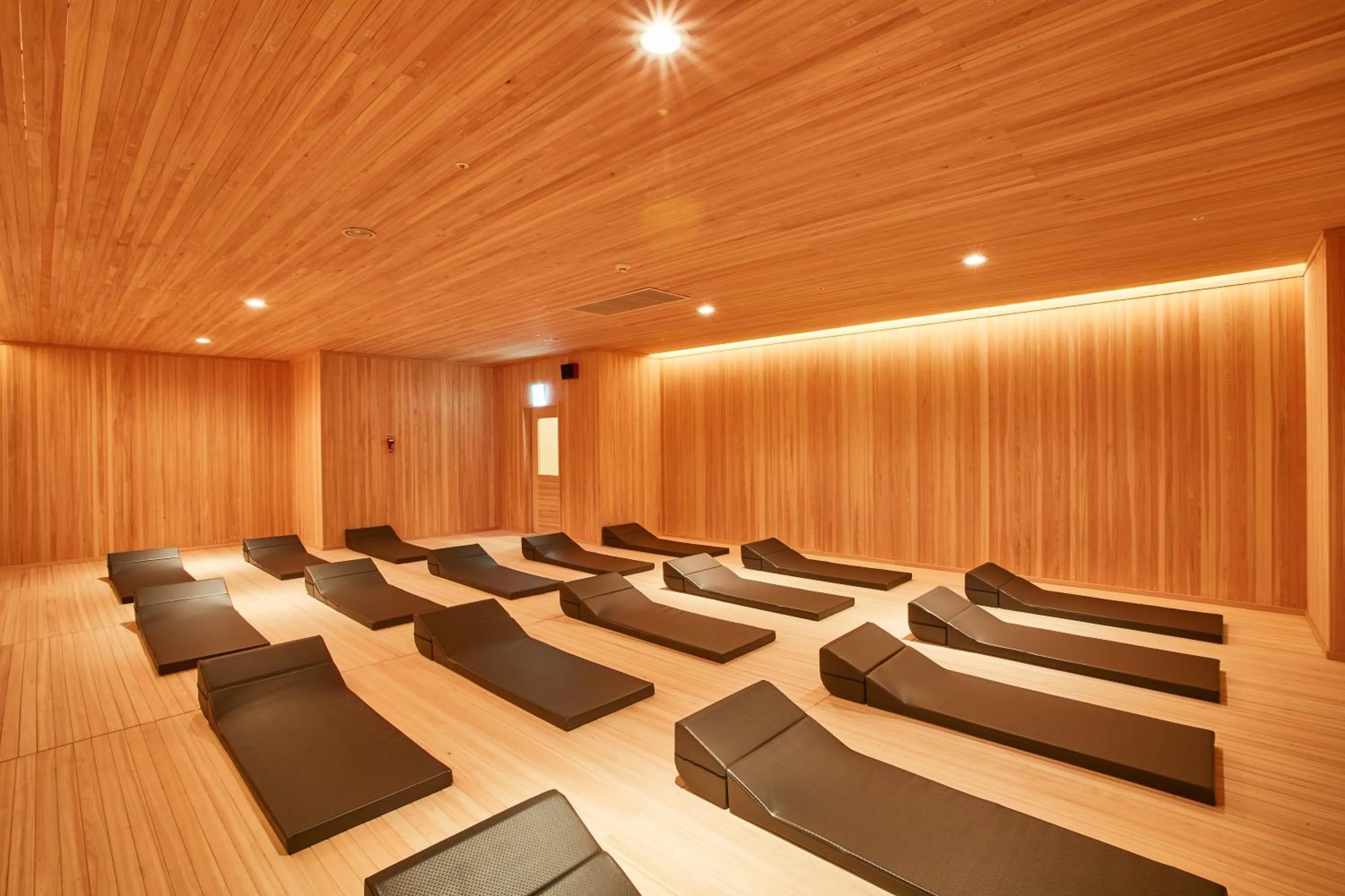 Island Castle Hotel & Waterpark