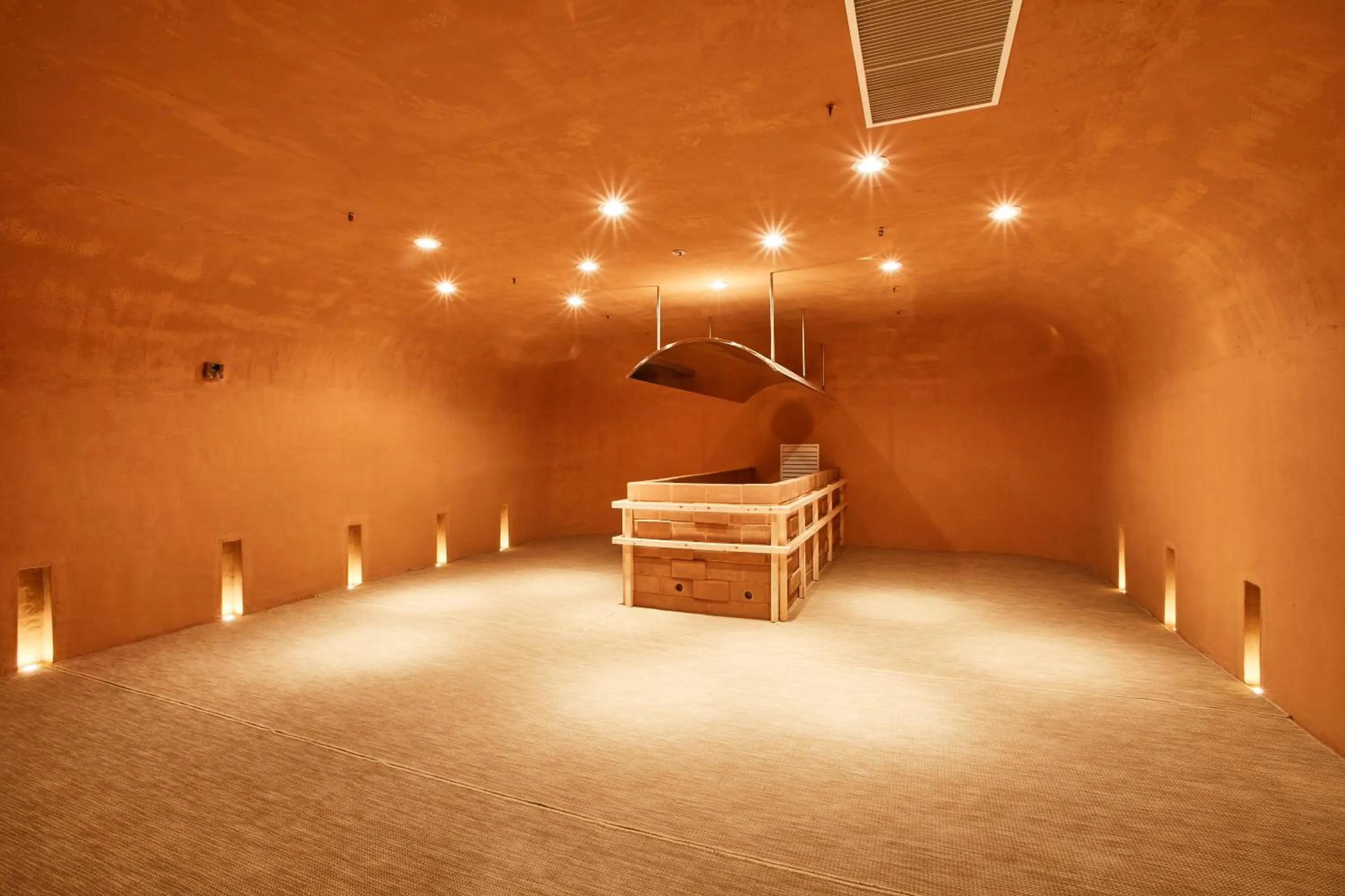 Island Castle Hotel & Waterpark