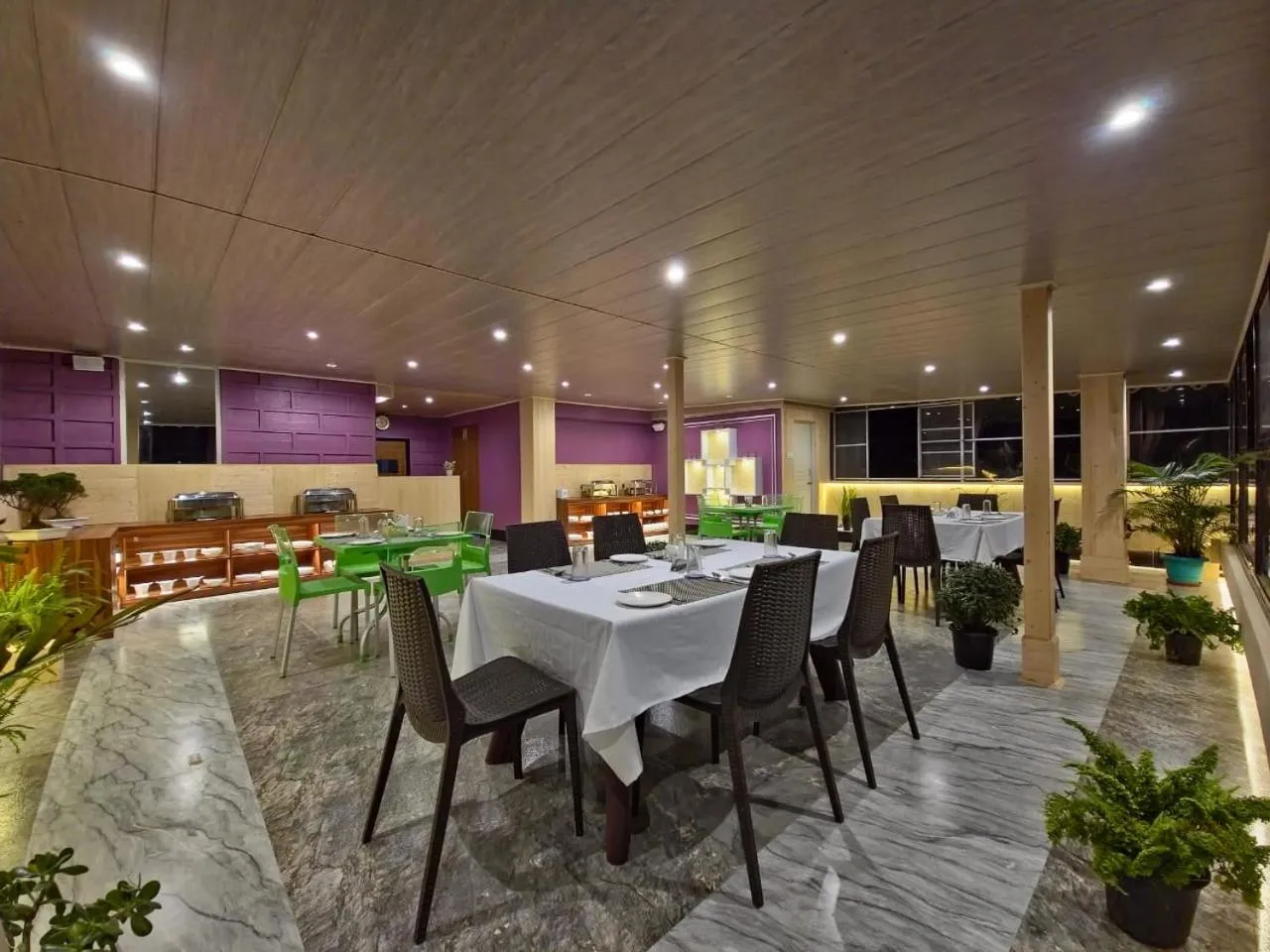 Restaurant/places to eat in Mount Bashera Boutique Hotel