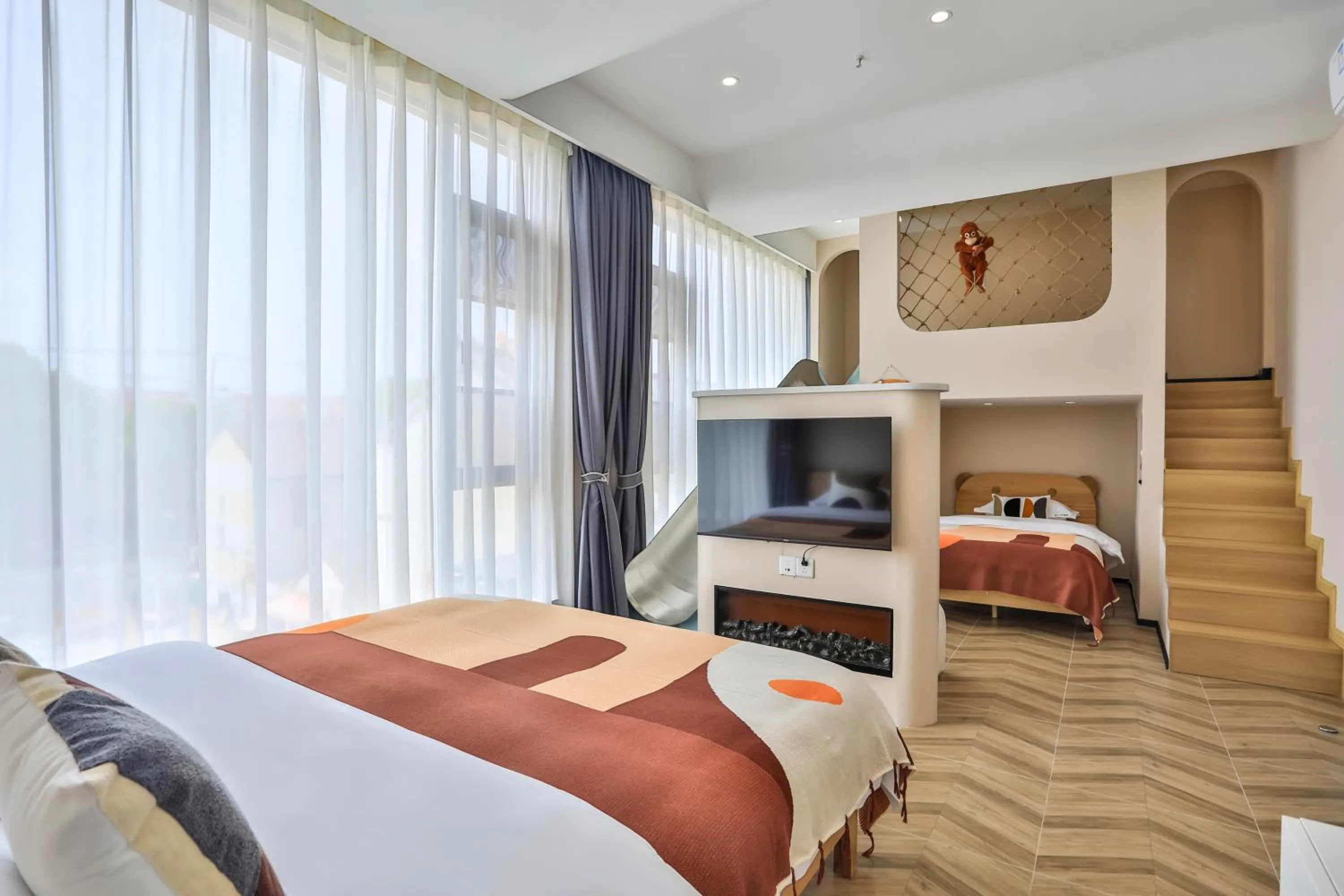Bed in Chuxin Moshe Hotel