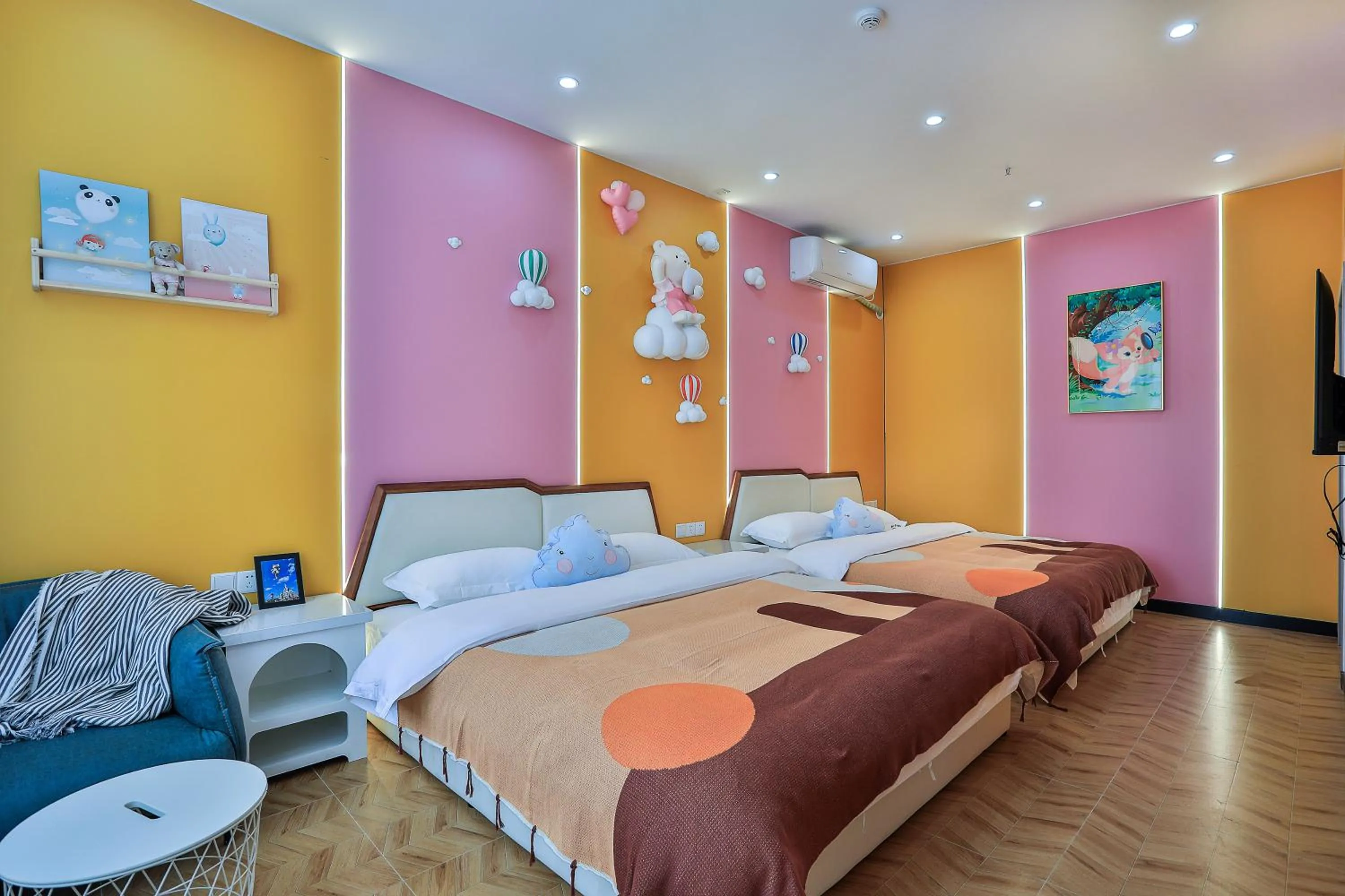 Bed in Chuxin Moshe Hotel