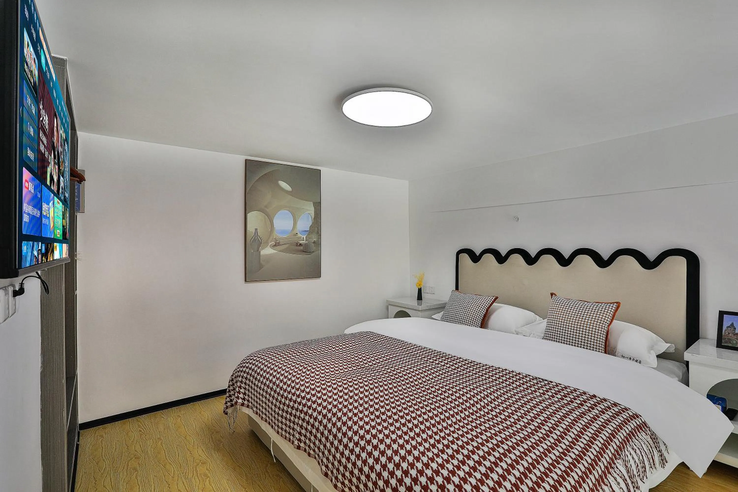 Photo of the whole room, Bed in Chuxin Moshe Hotel