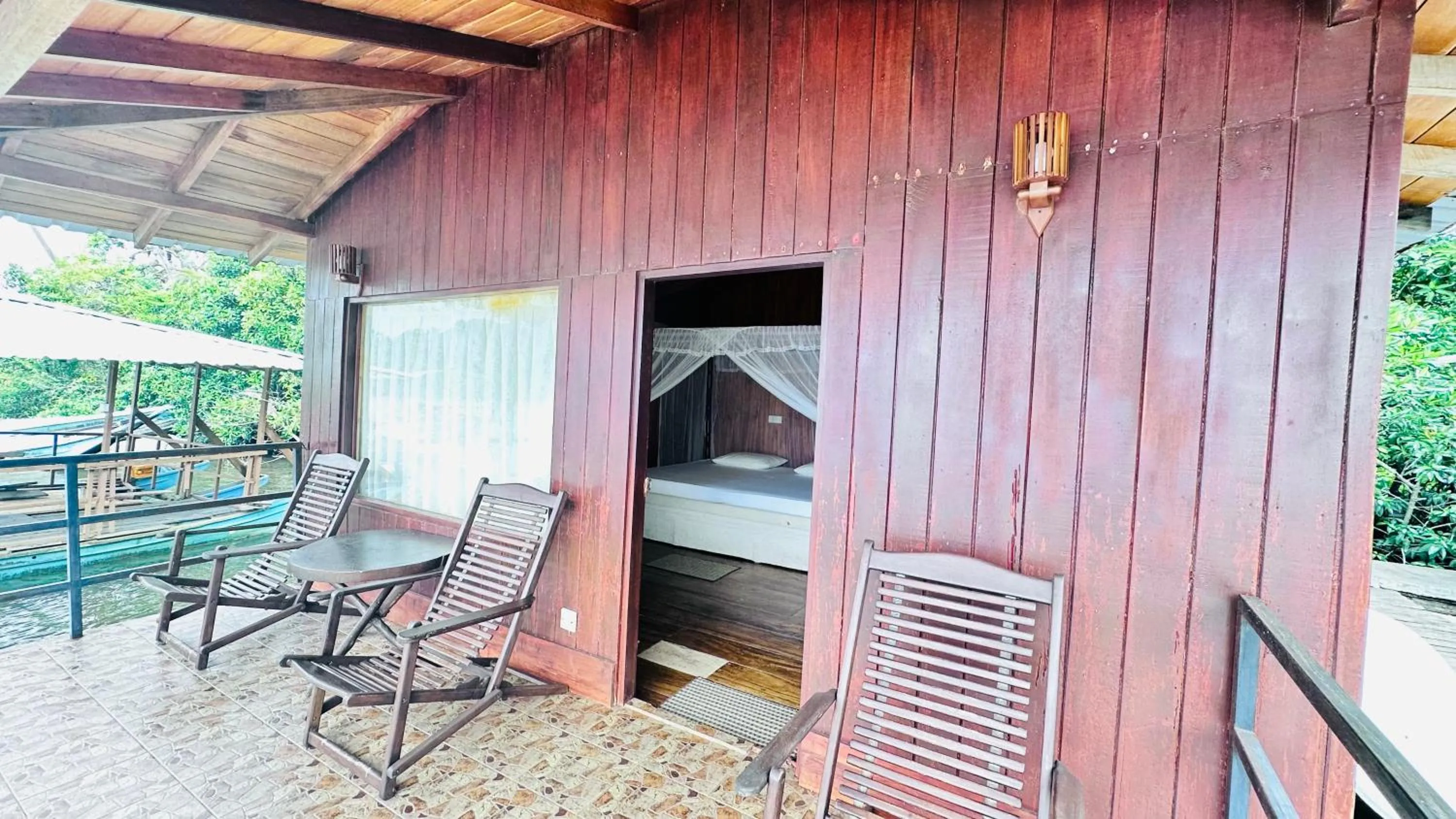 Day in Shiny Lakeside Resort