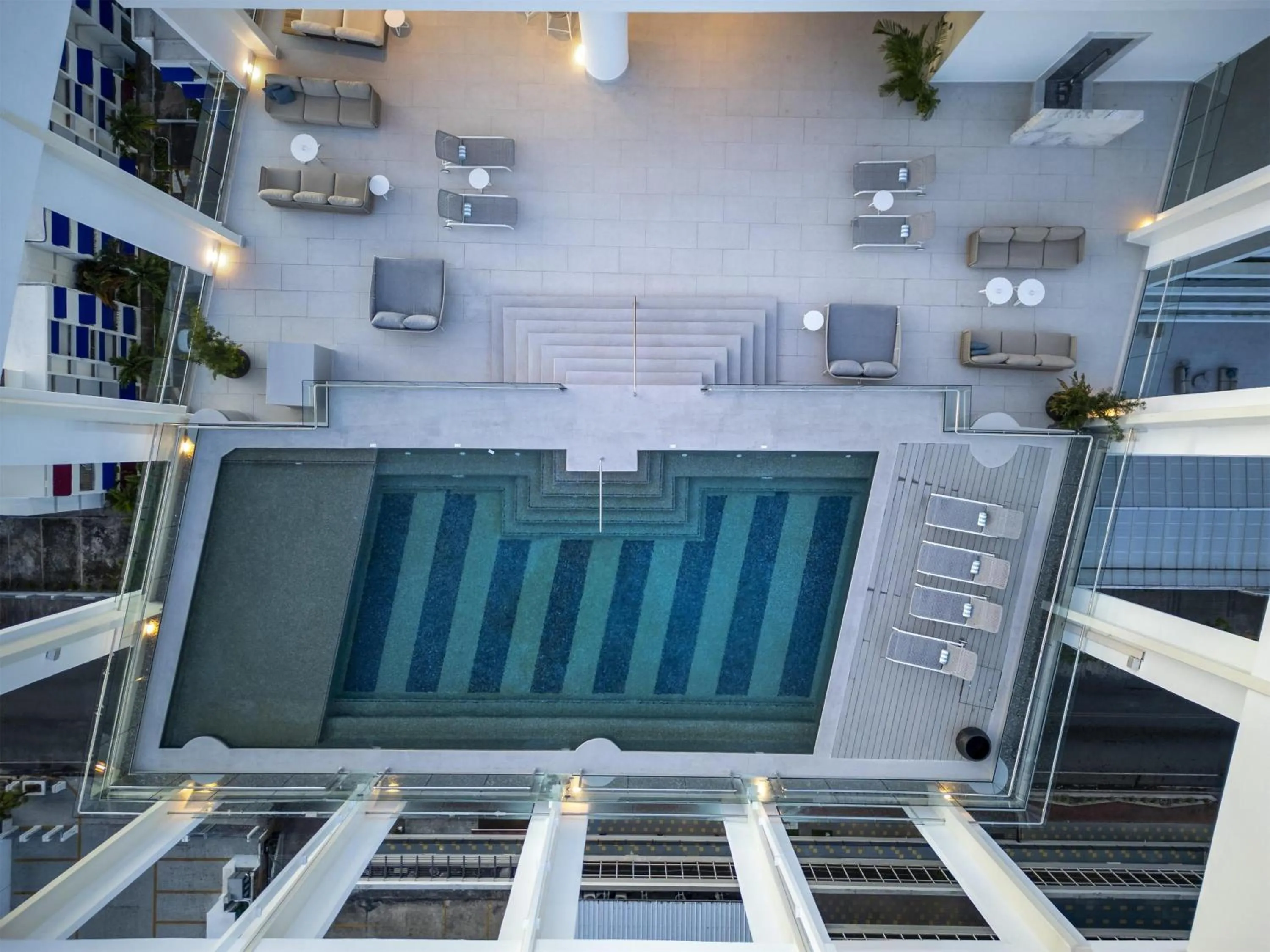 Swimming pool in Hyatt Centric Santo Domingo